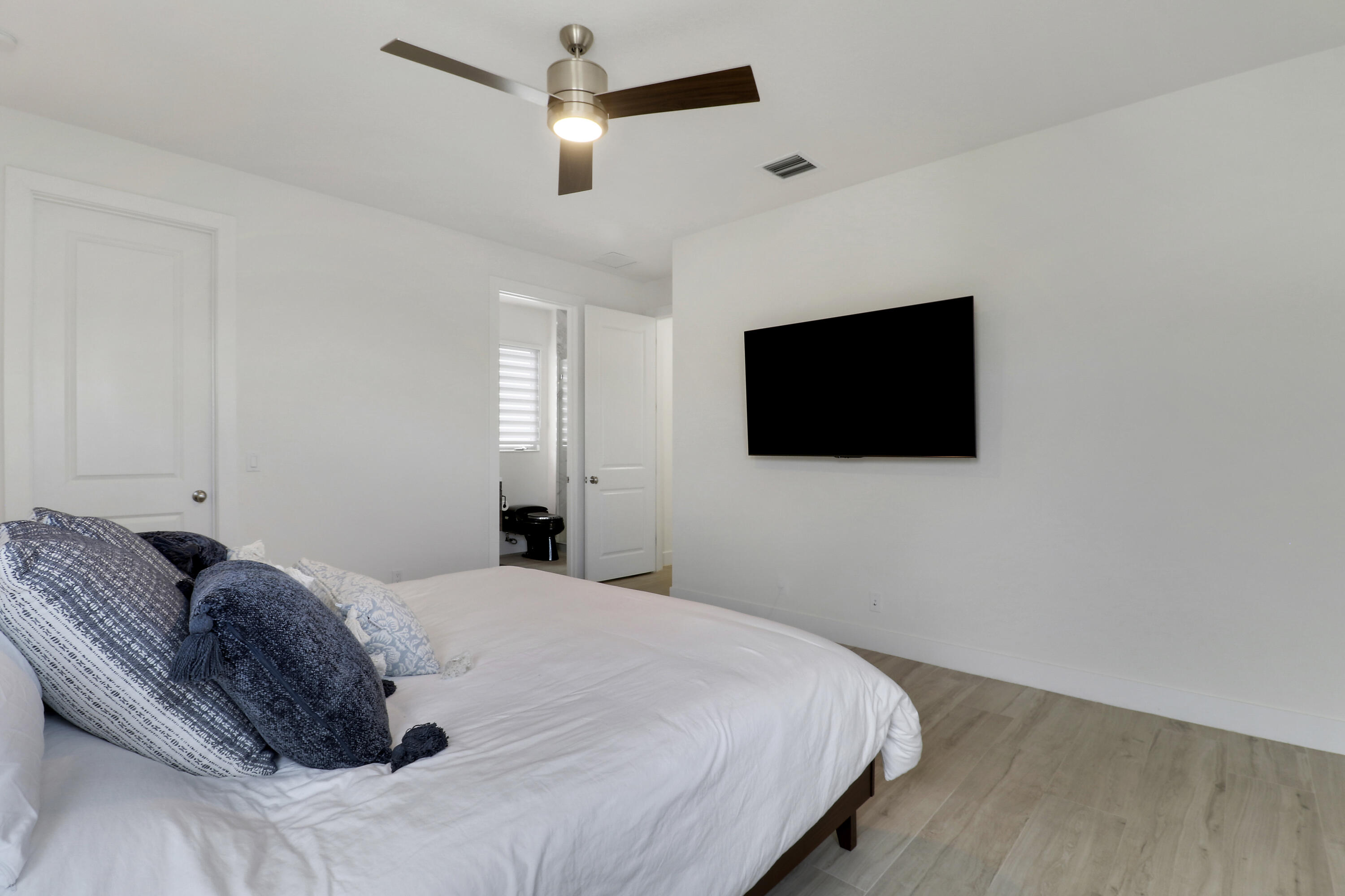 5029 GRANDIFLORA, Palm Beach Gardens FL 33418