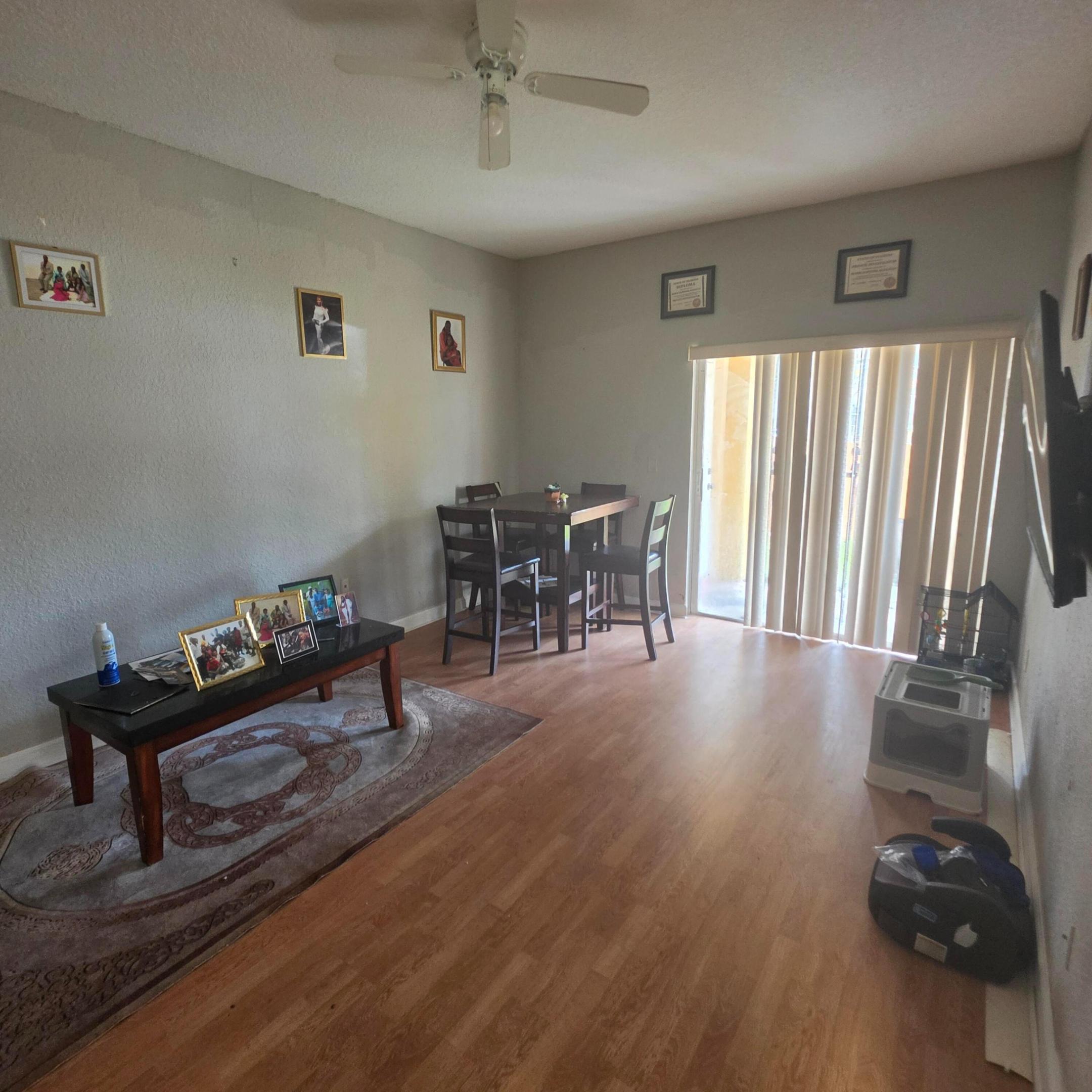 1309 N Santa Catalina, North Lauderdale FL 33068