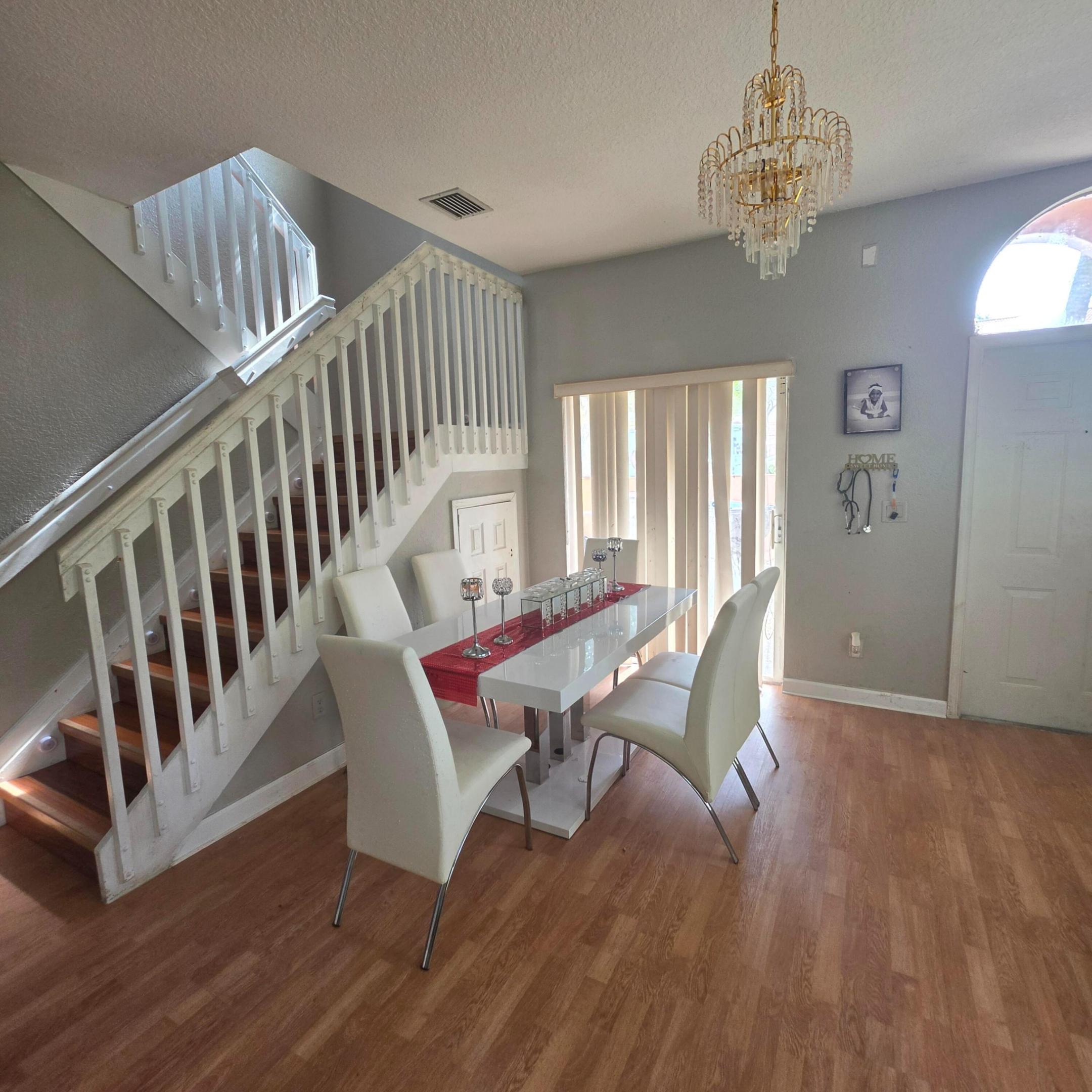 1309 N Santa Catalina, North Lauderdale FL 33068