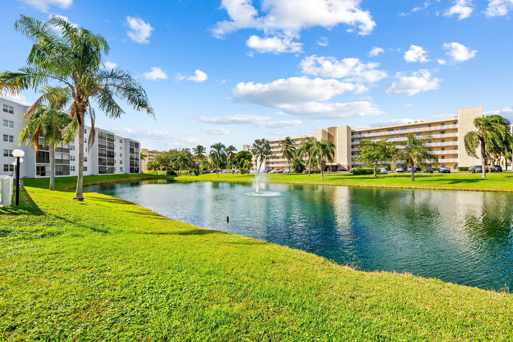 170 SE 5TH #103, Dania Beach FL 33004