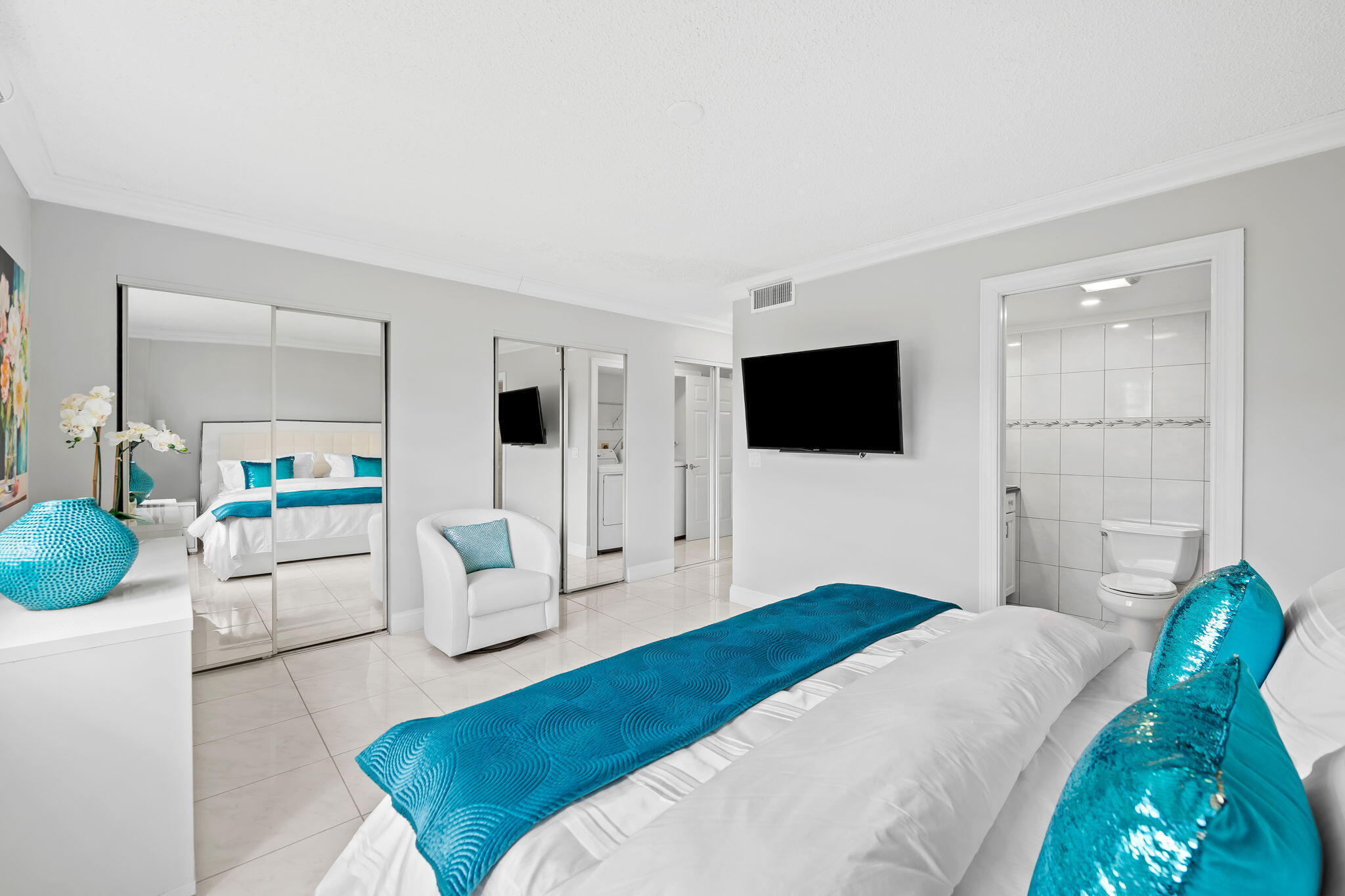 170 SE 5TH #103, Dania Beach FL 33004