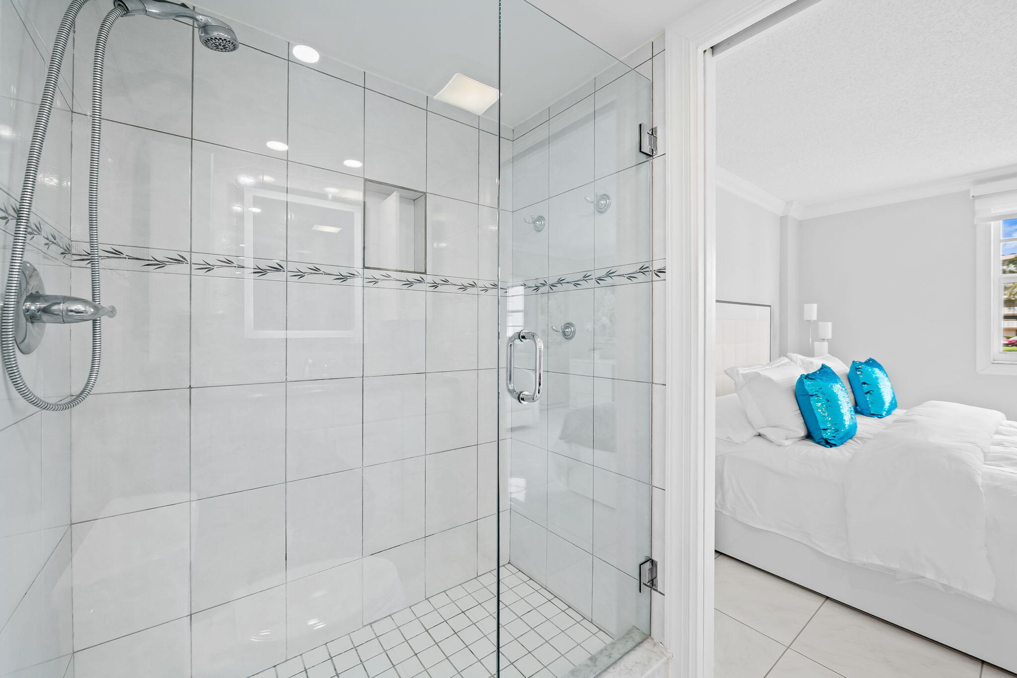 170 SE 5TH #103, Dania Beach FL 33004