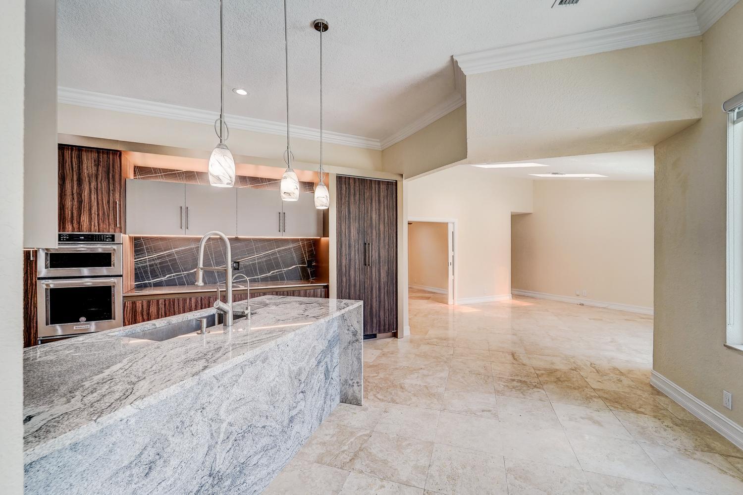 11999 Classic, Coral Springs FL 33071