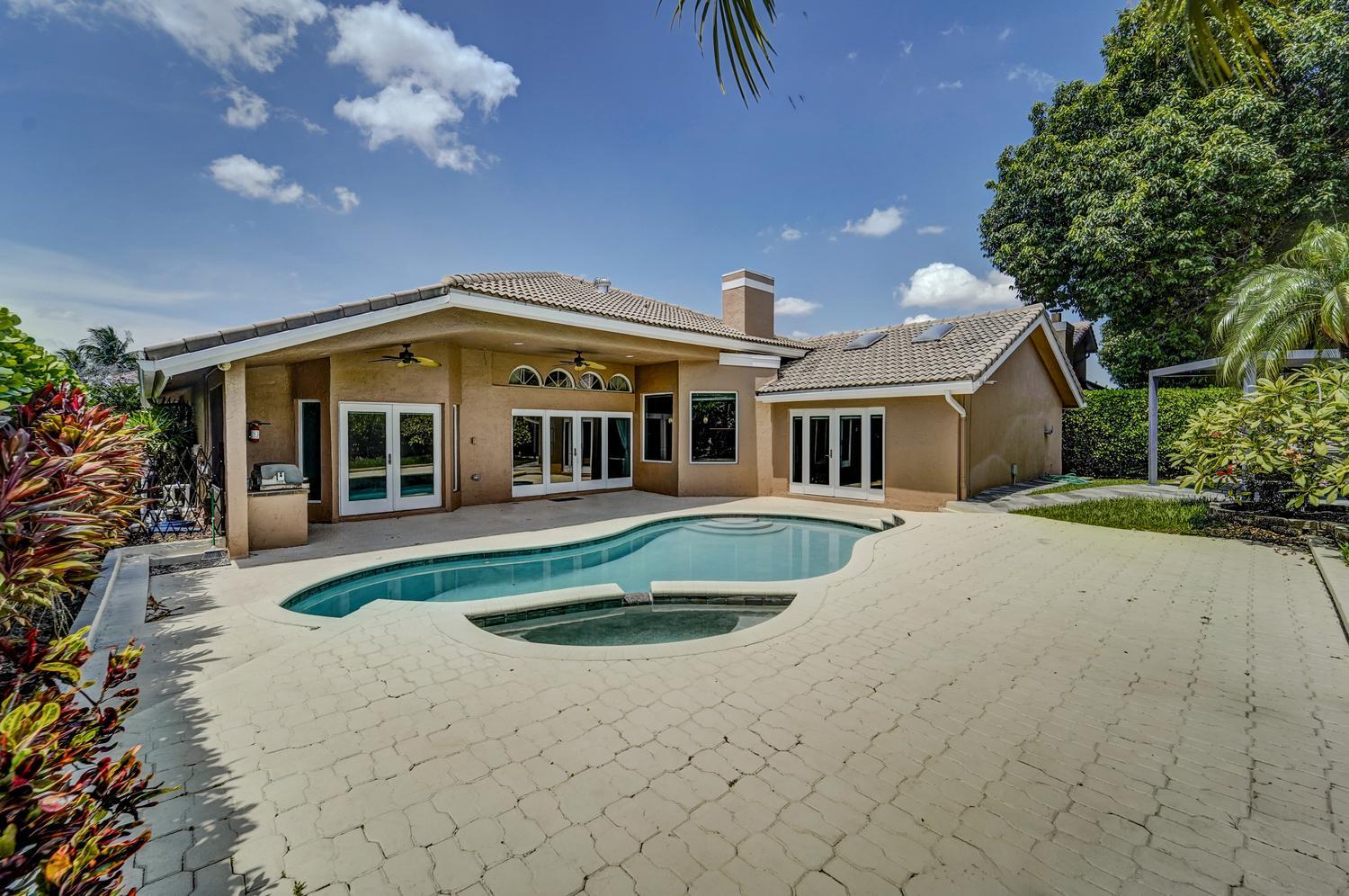 11999 Classic, Coral Springs FL 33071