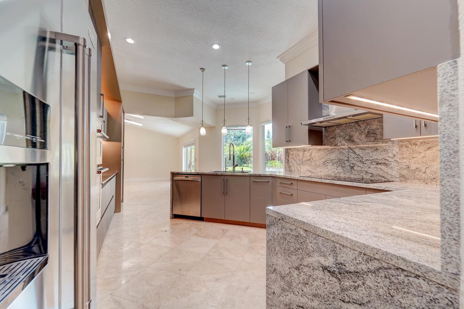 11999 Classic, Coral Springs FL 33071