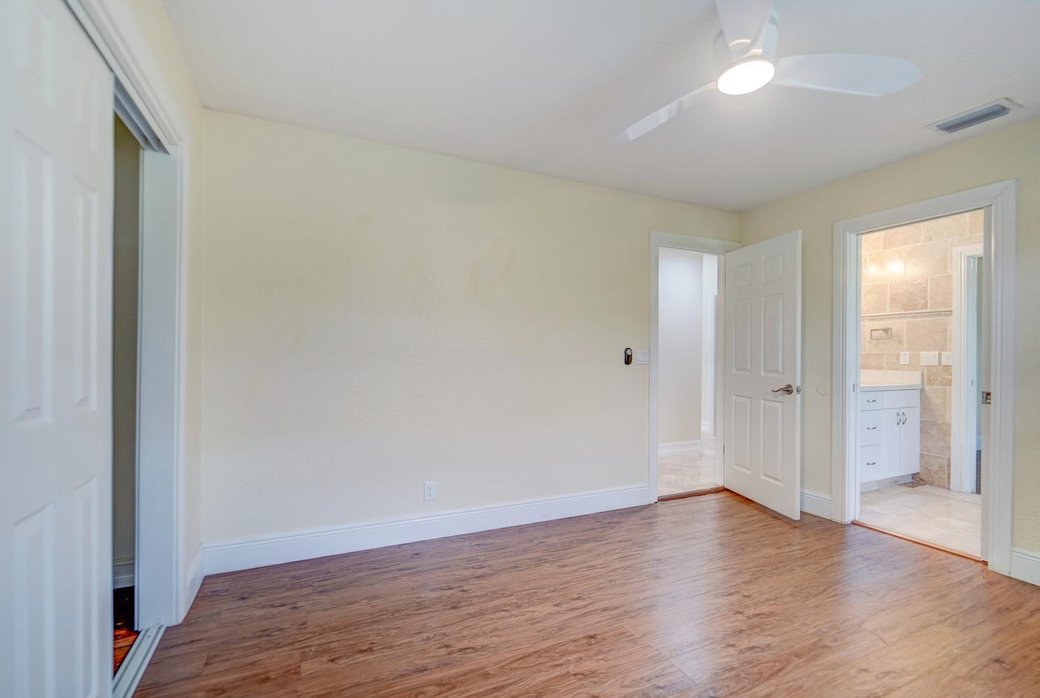 11999 Classic, Coral Springs FL 33071