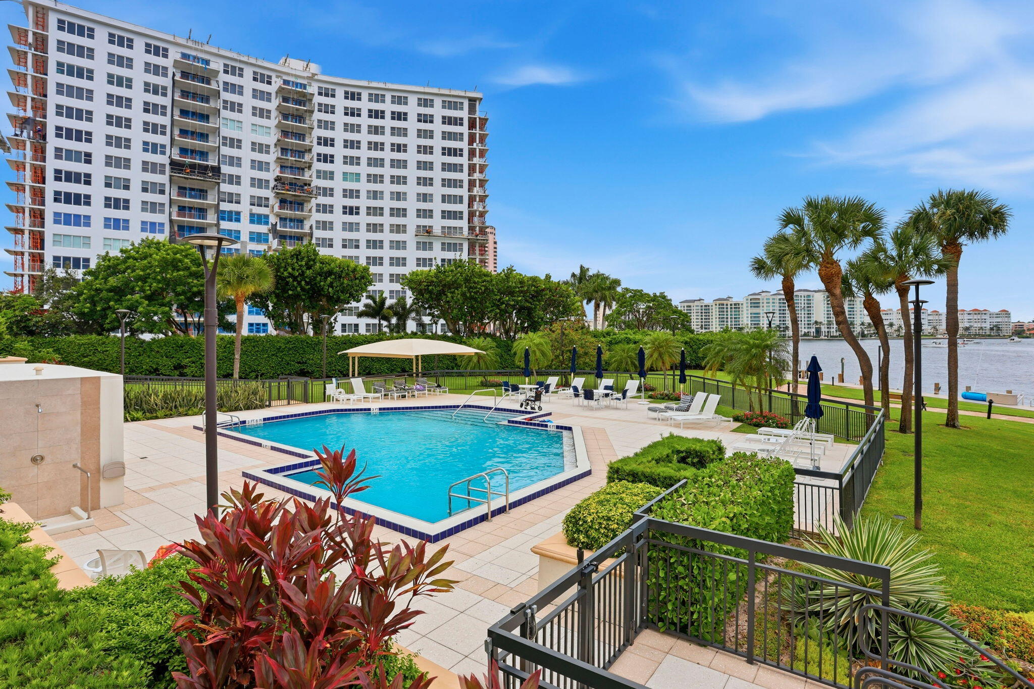 901 E CAMINO REAL #2A, Boca Raton FL 33432