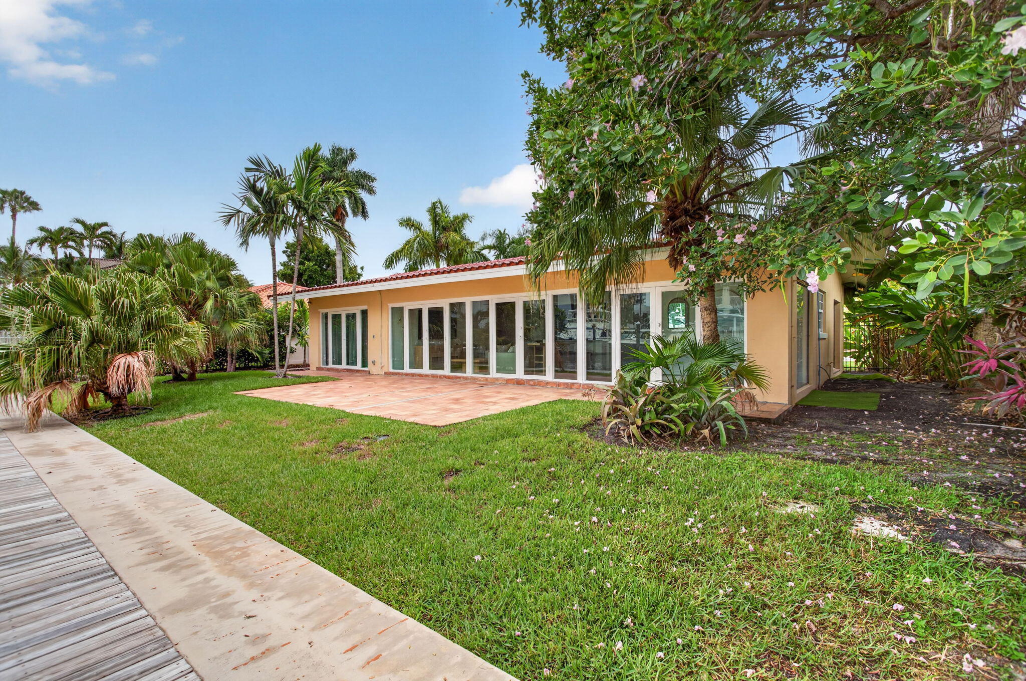 1390 E Terra Mar, Pompano Beach FL 33062
