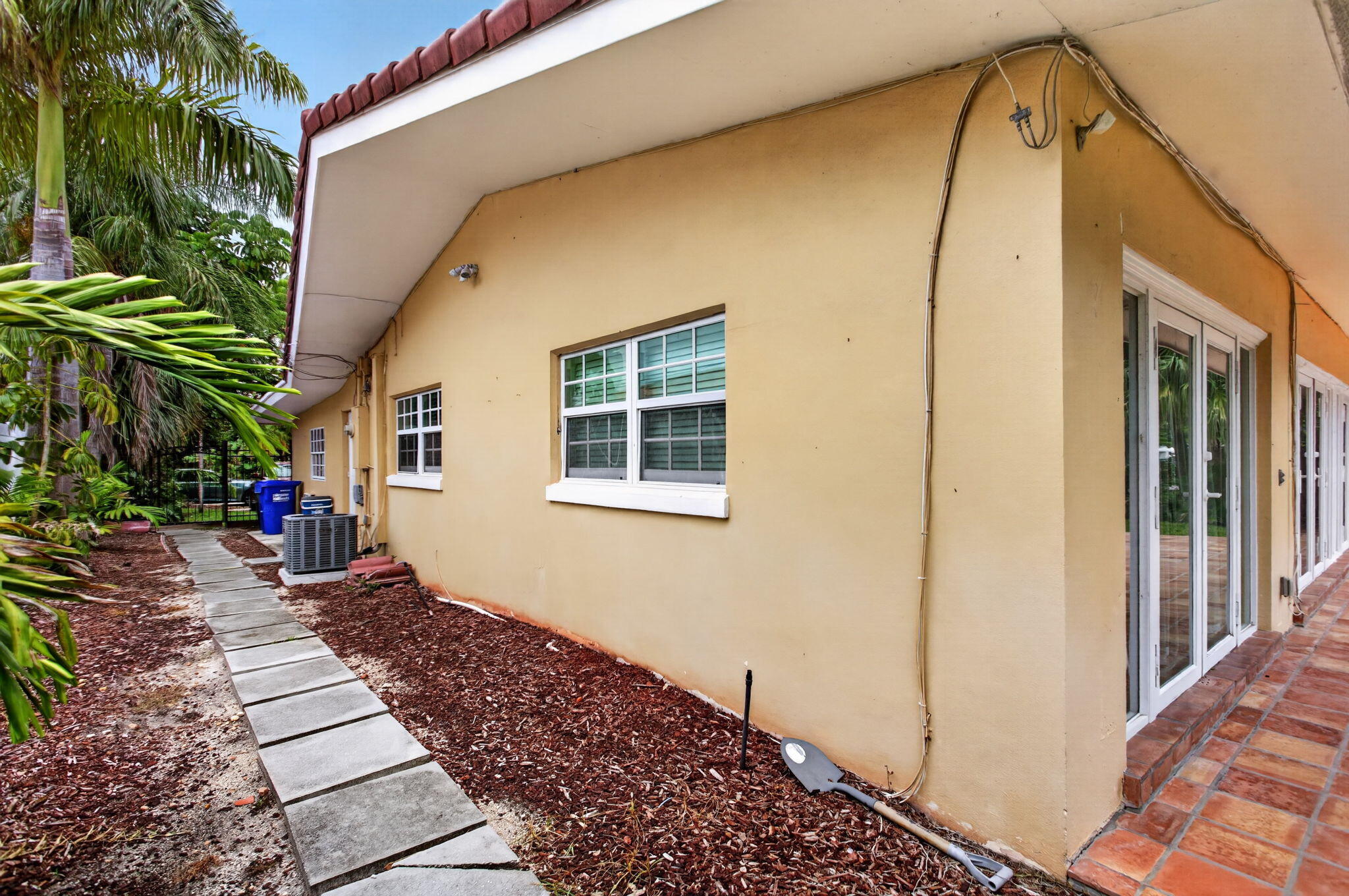 1390 E Terra Mar, Pompano Beach FL 33062