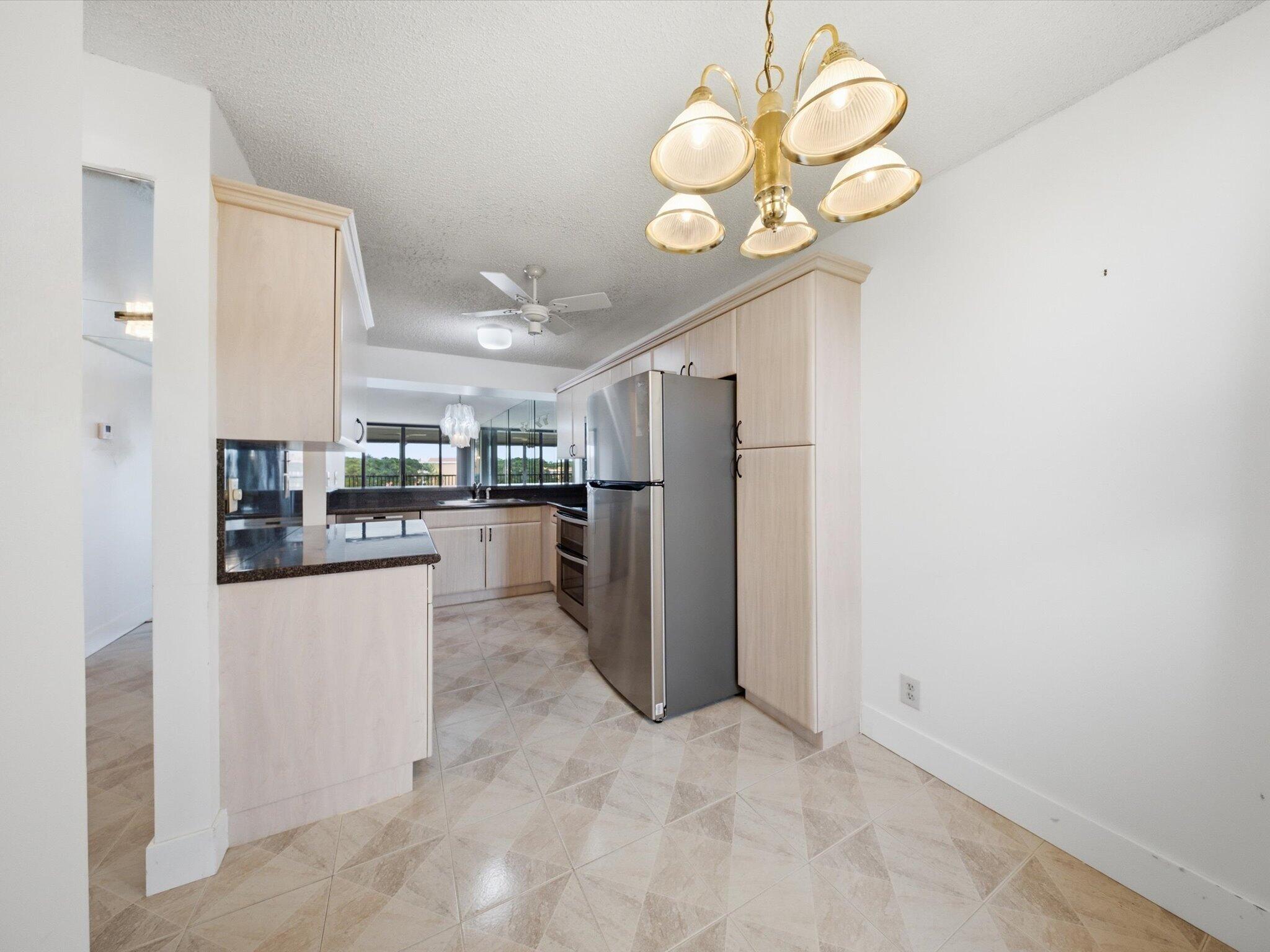 6539 CORAL LAKE #403, Margate FL 33063