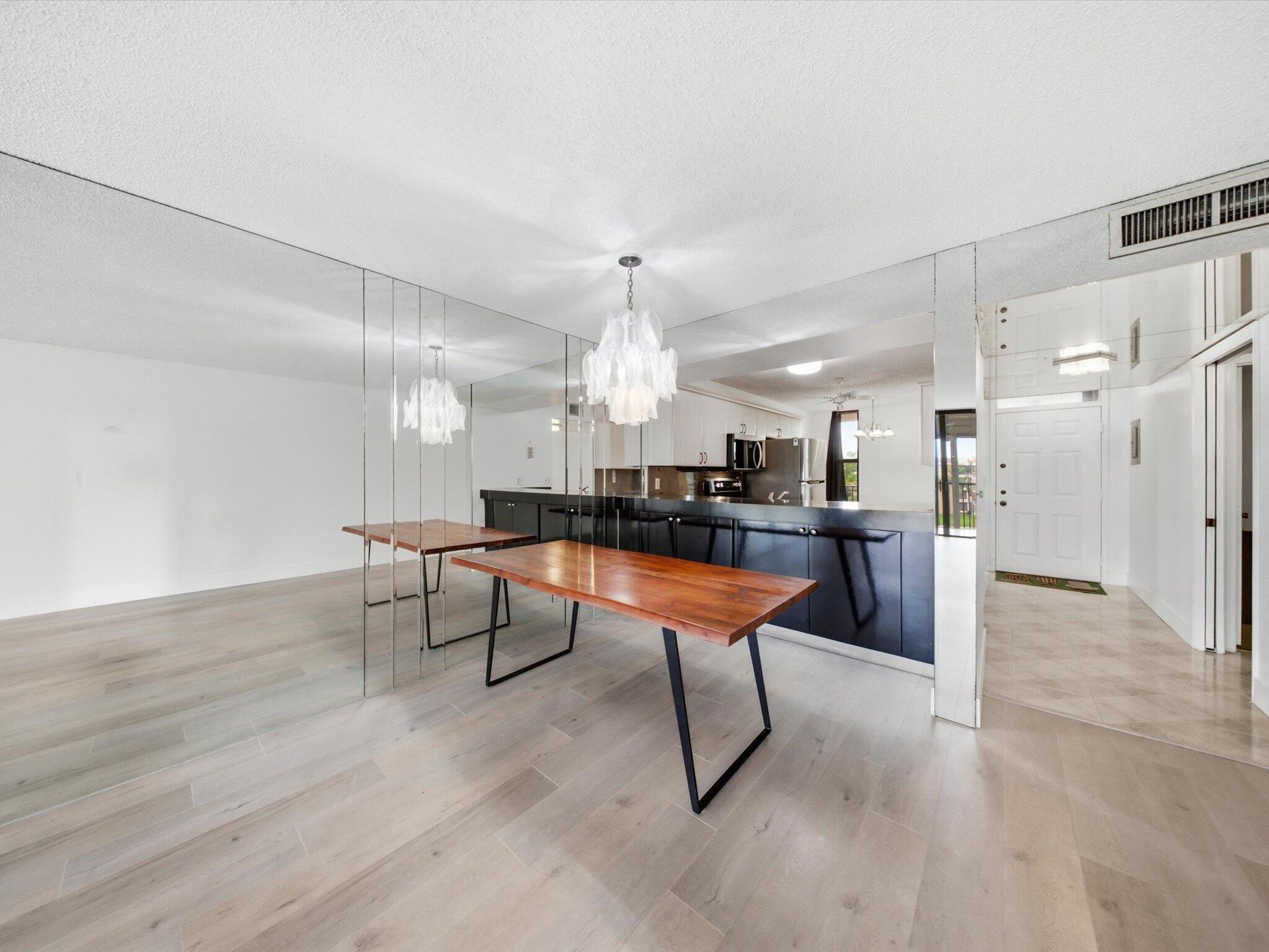 6539 CORAL LAKE #403, Margate FL 33063