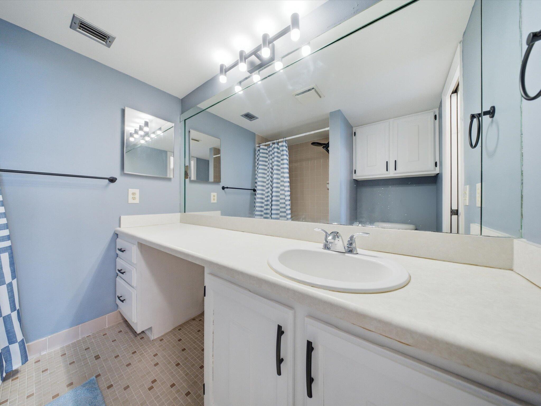 6539 CORAL LAKE #403, Margate FL 33063