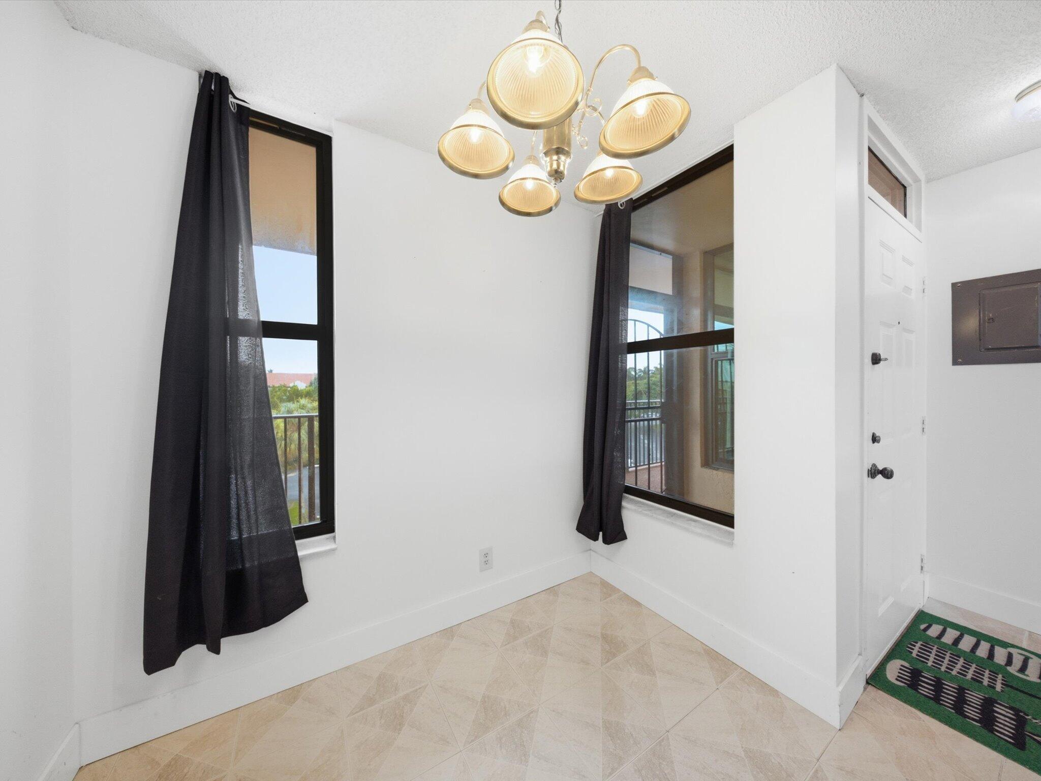 6539 CORAL LAKE #403, Margate FL 33063