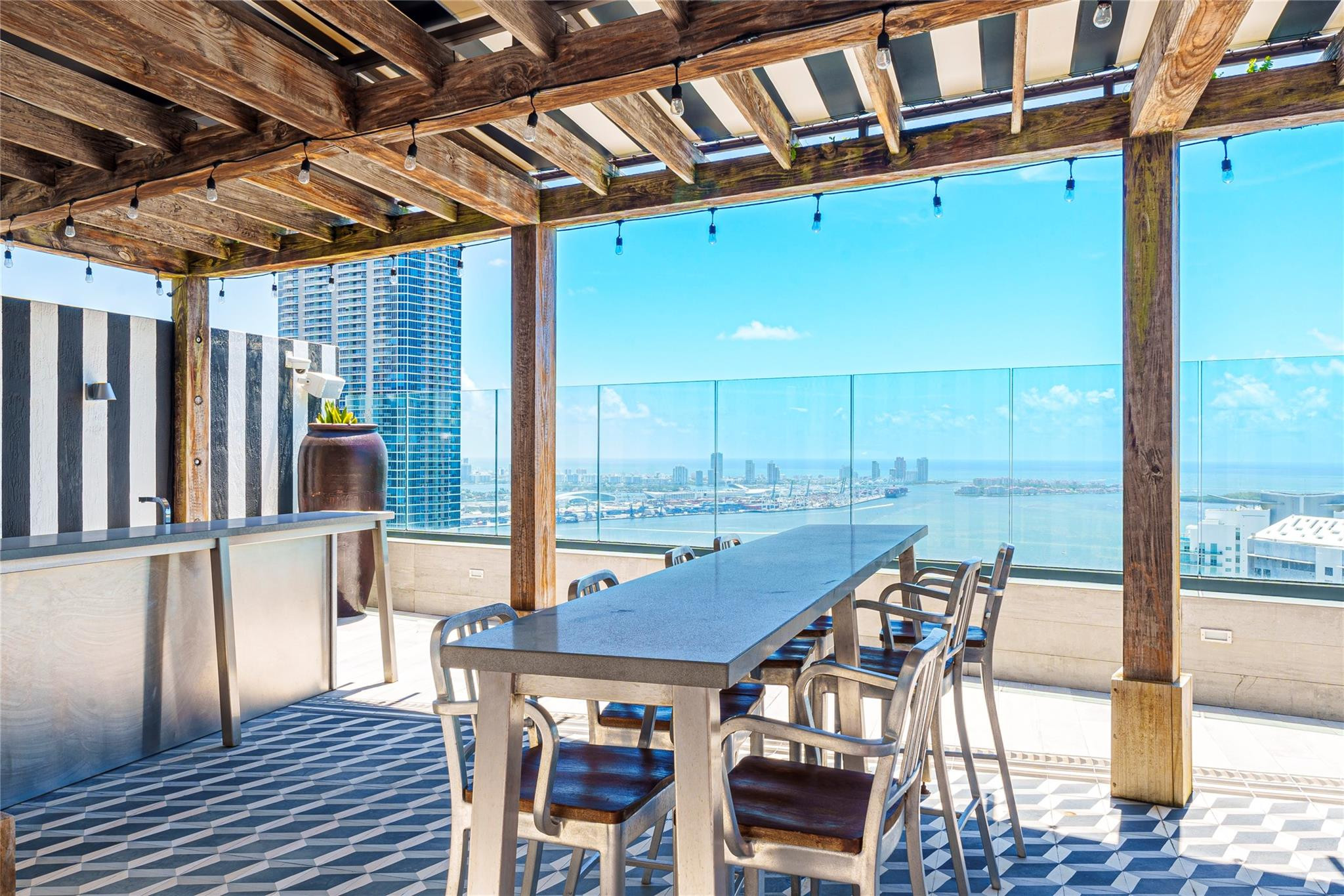 1300 S MIAMI #2003, Miami FL 33130