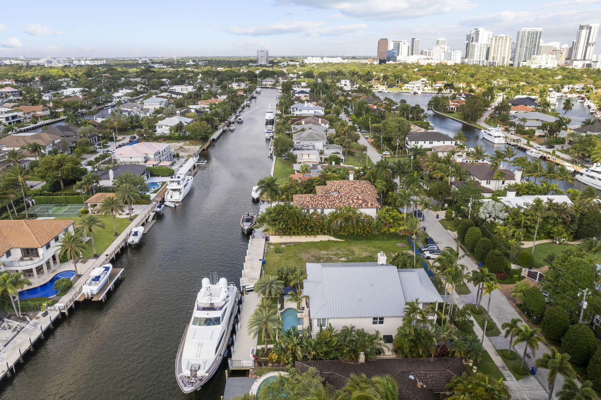 1780 SE 9th, Fort Lauderdale FL 33316
