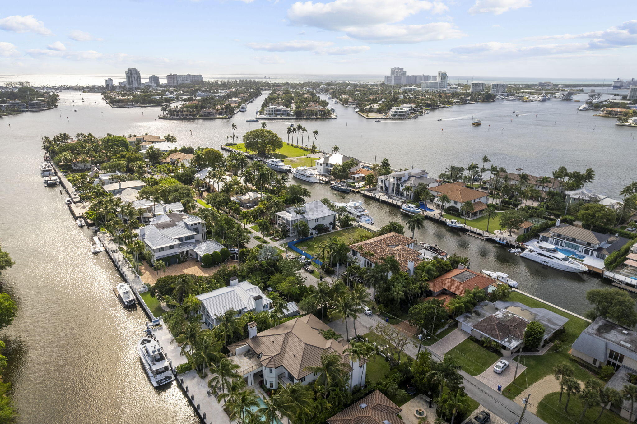 1780 SE 9th, Fort Lauderdale FL 33316