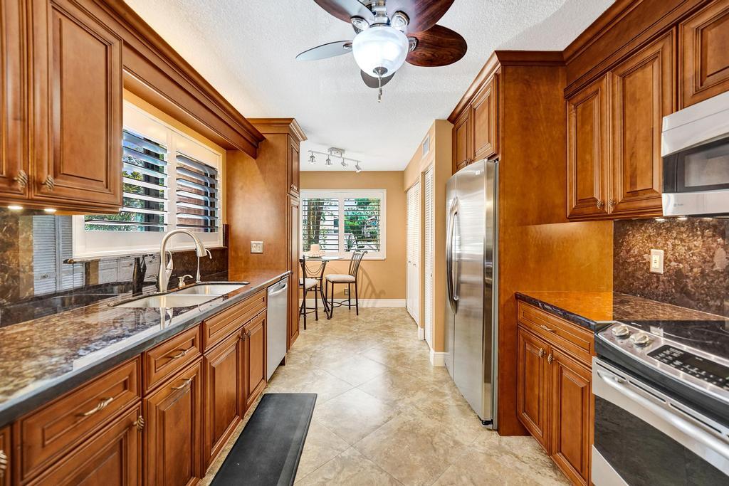2210 SW 92ND #2702, Davie FL 33324