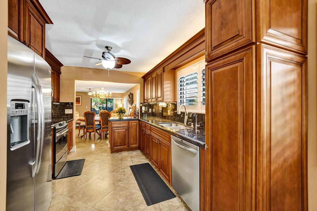 2210 SW 92ND #2702, Davie FL 33324