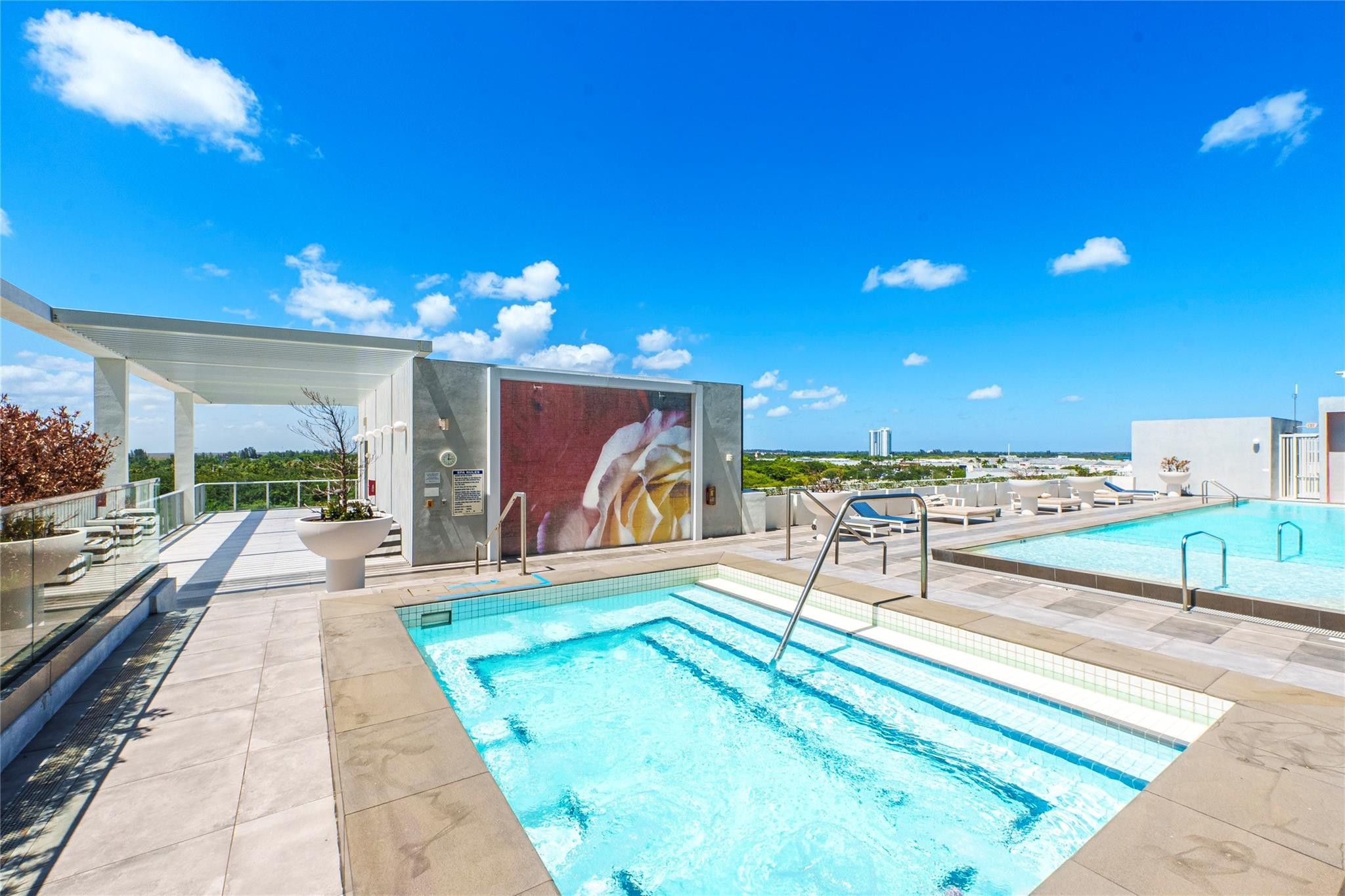 2000 METROPICA #216, Sunrise FL 33323