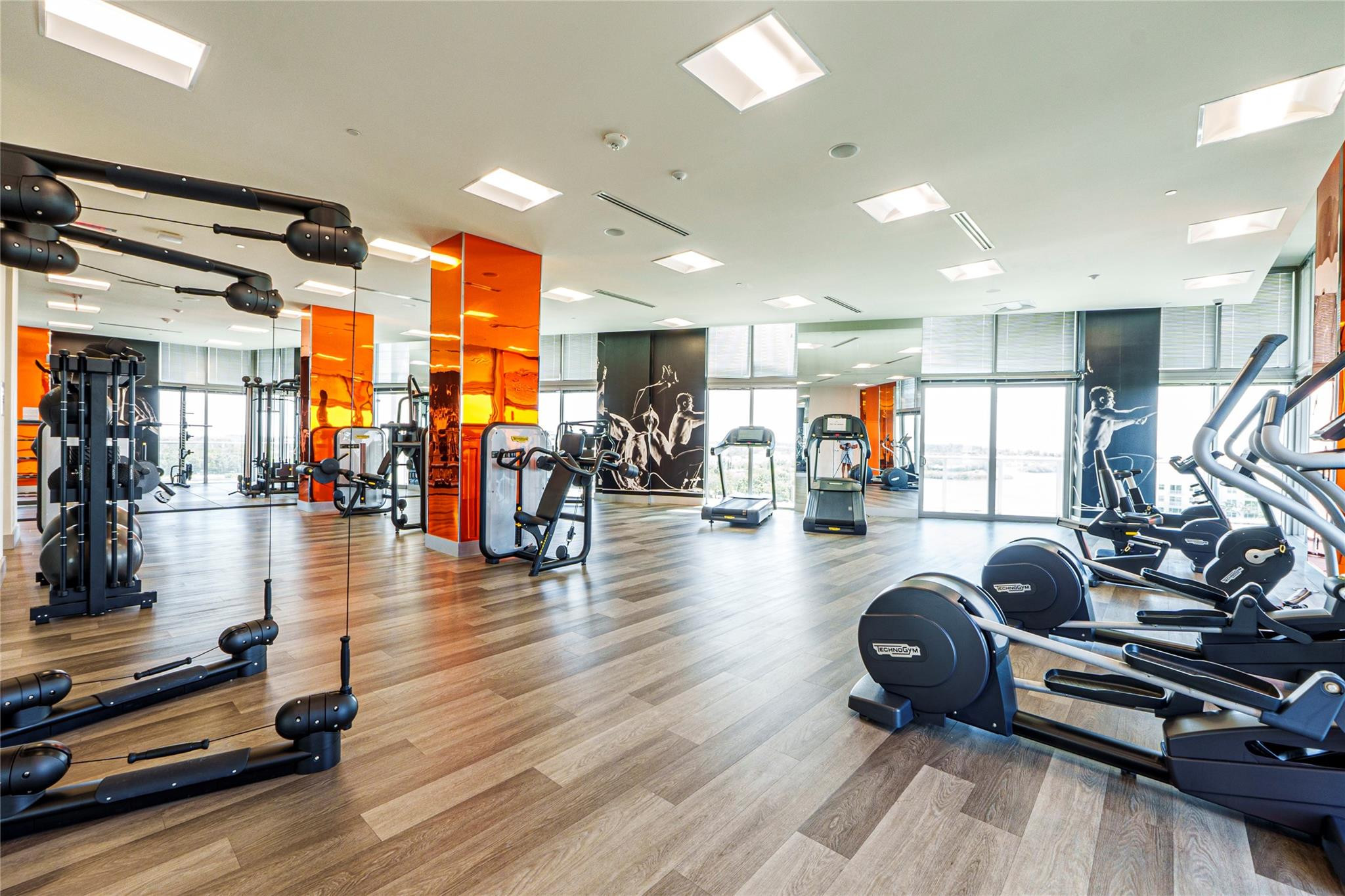 2000 METROPICA #216, Sunrise FL 33323