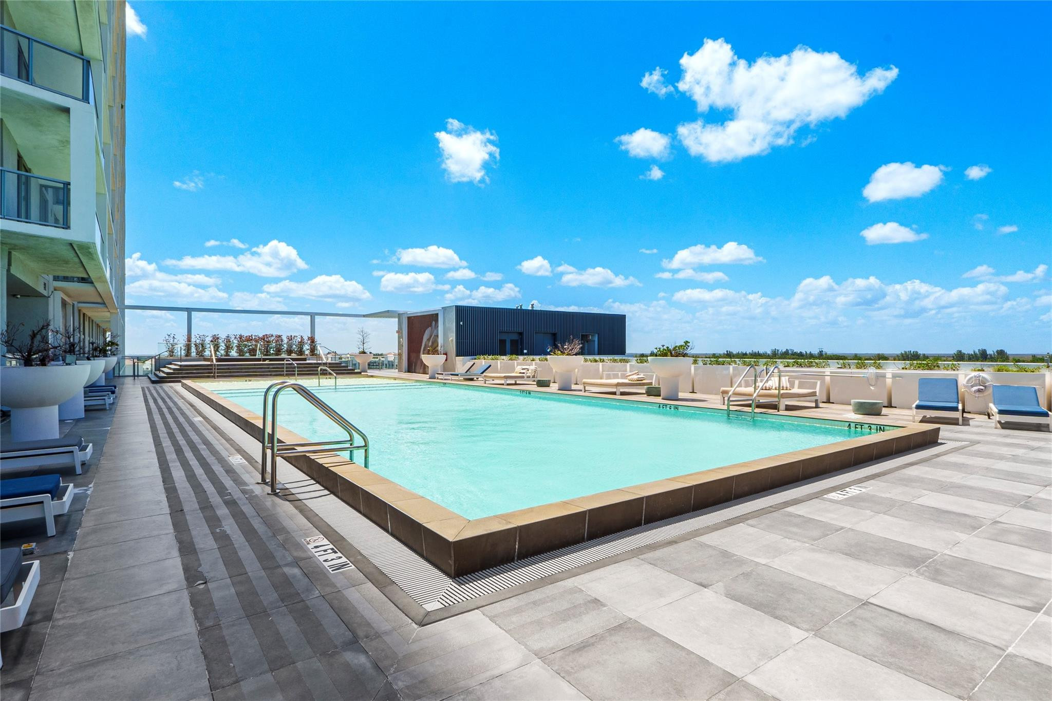 2000 METROPICA #216, Sunrise FL 33323