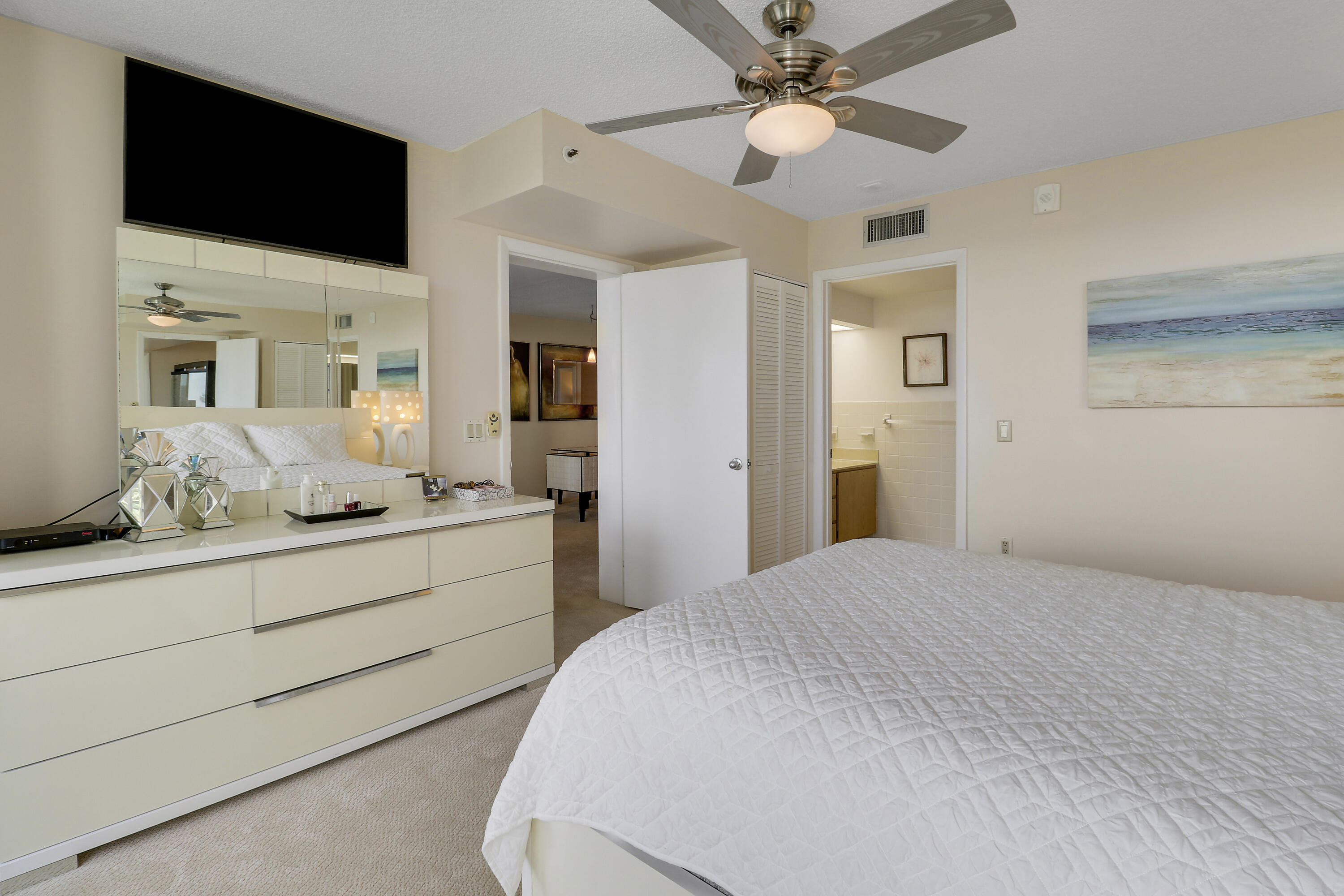 601 S SEAS #503, Jupiter FL 33477