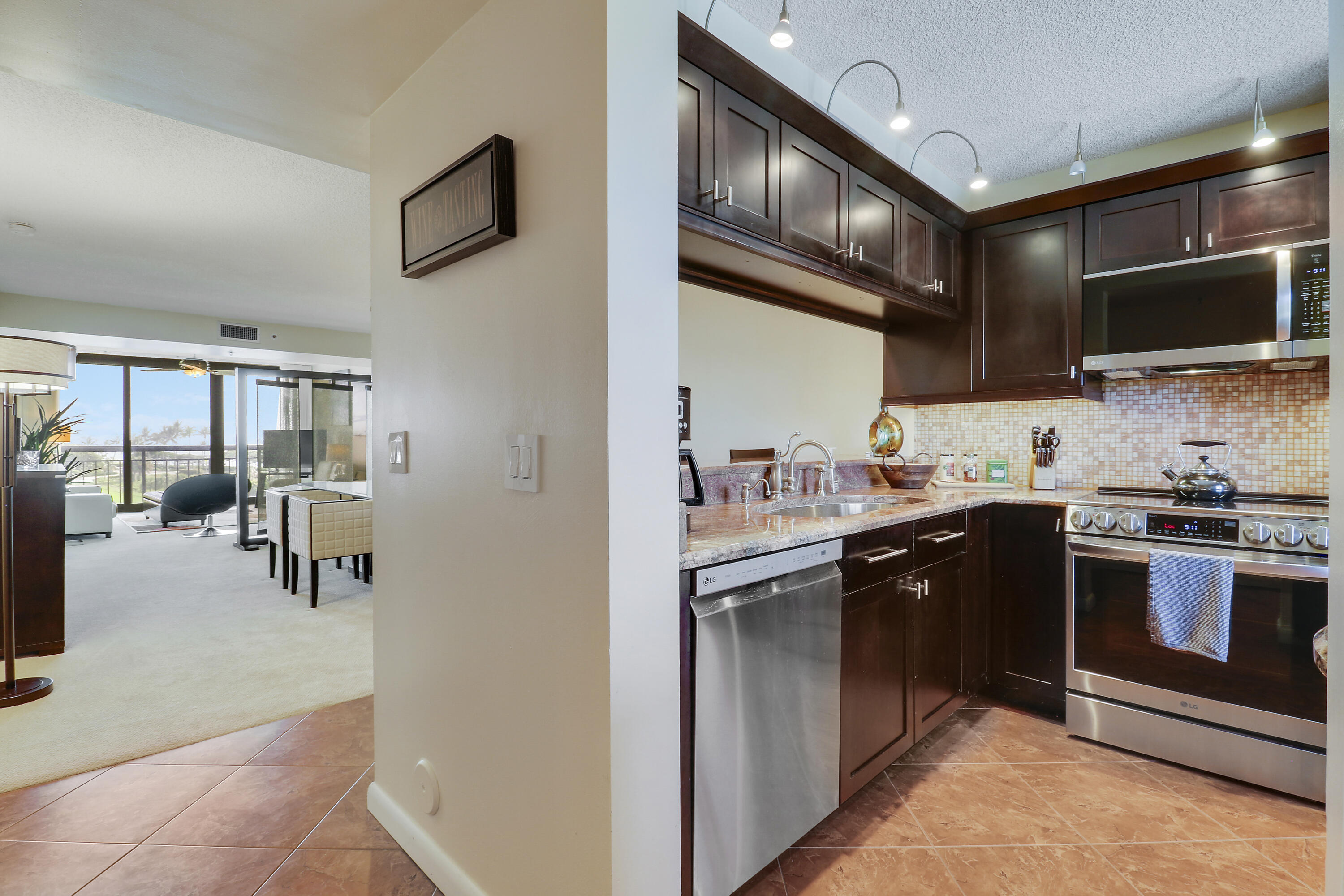 601 S SEAS #503, Jupiter FL 33477