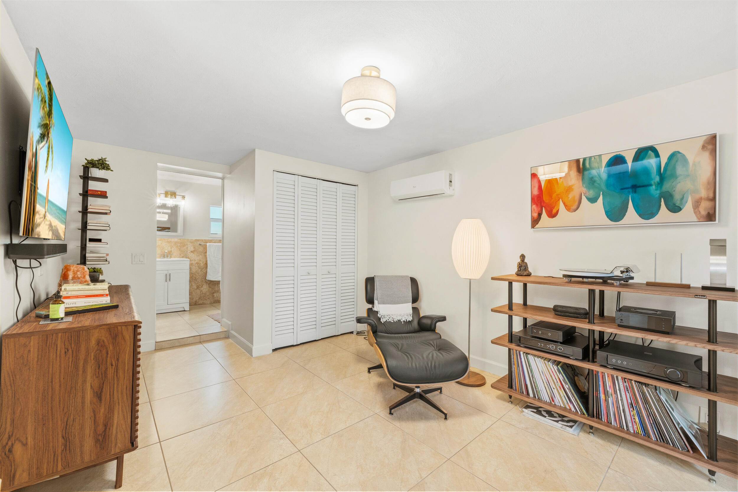 218 Alpine, West Palm Beach FL 33405