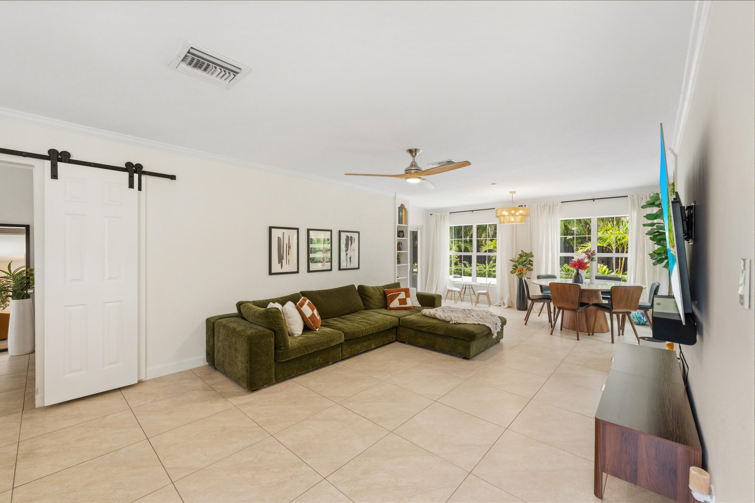 218 Alpine, West Palm Beach FL 33405