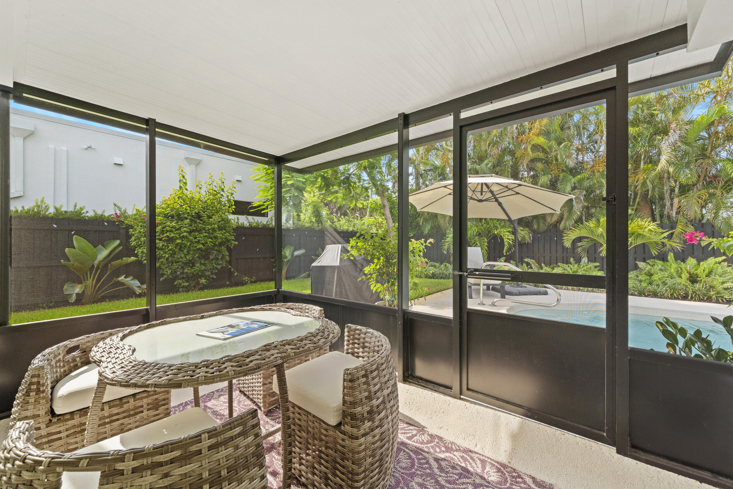 218 Alpine, West Palm Beach FL 33405