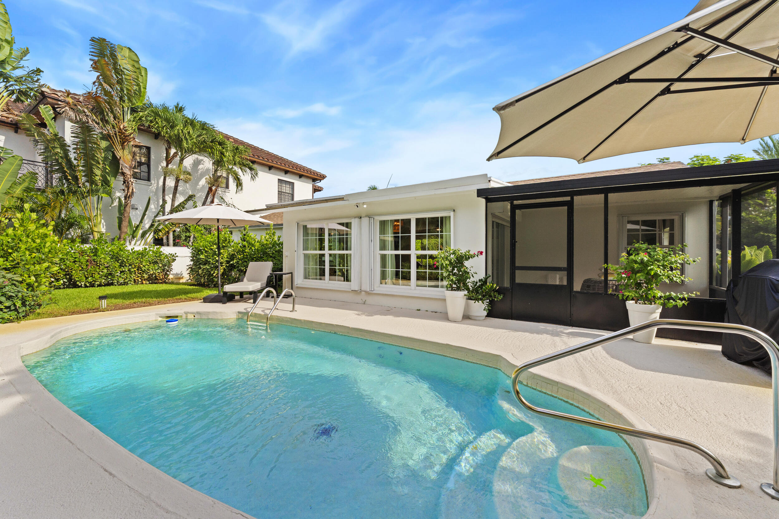 218 Alpine, West Palm Beach FL 33405