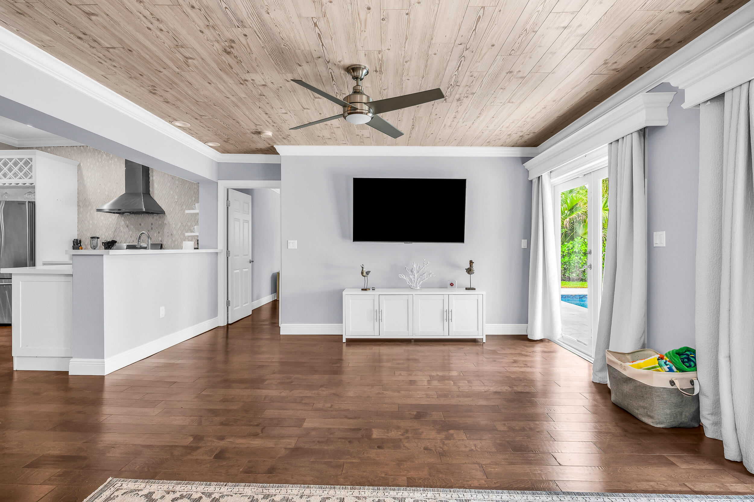 249 SE 3RD, Pompano Beach FL 33060
