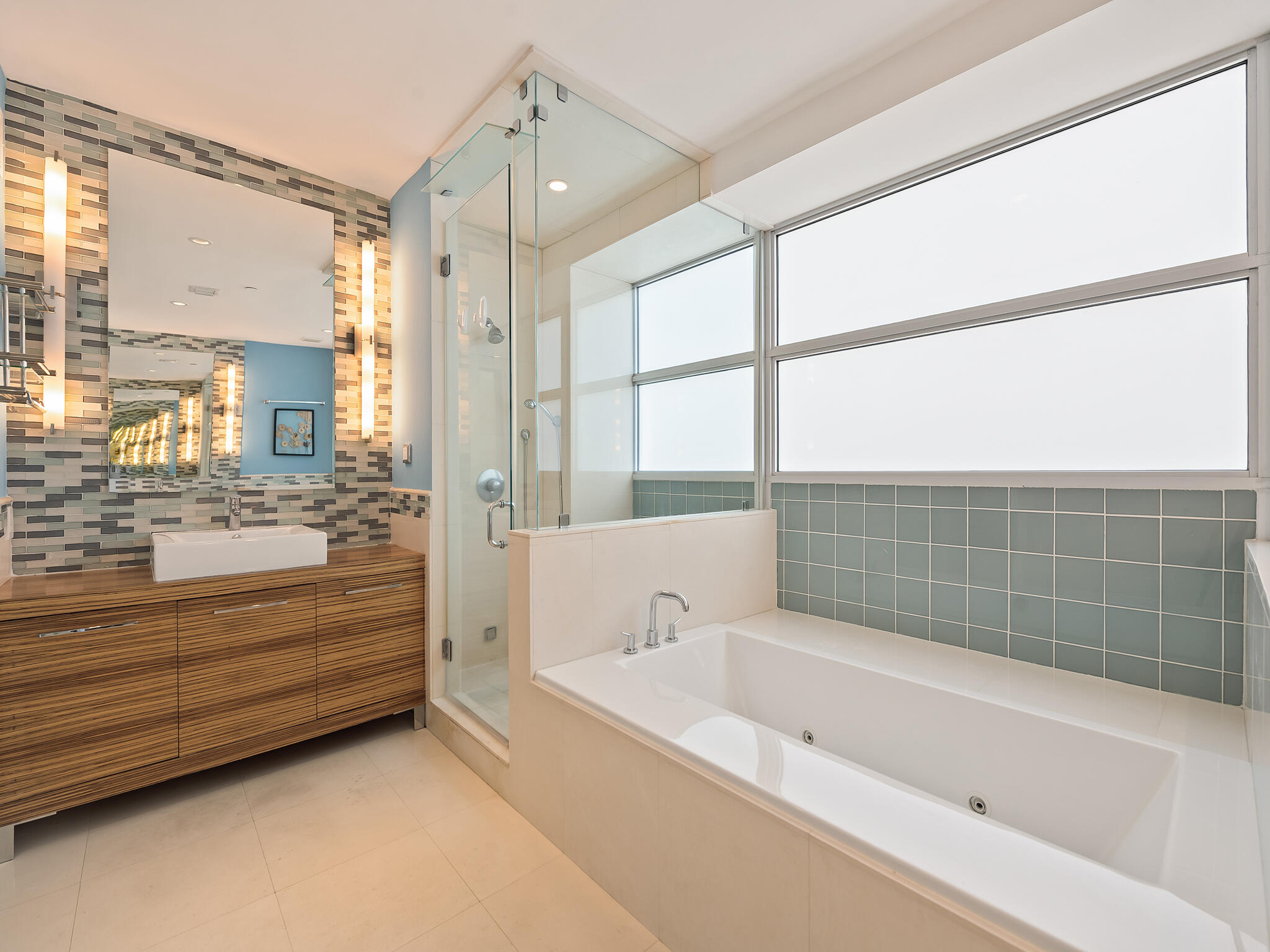 215 Hendricks, Fort Lauderdale FL 33301