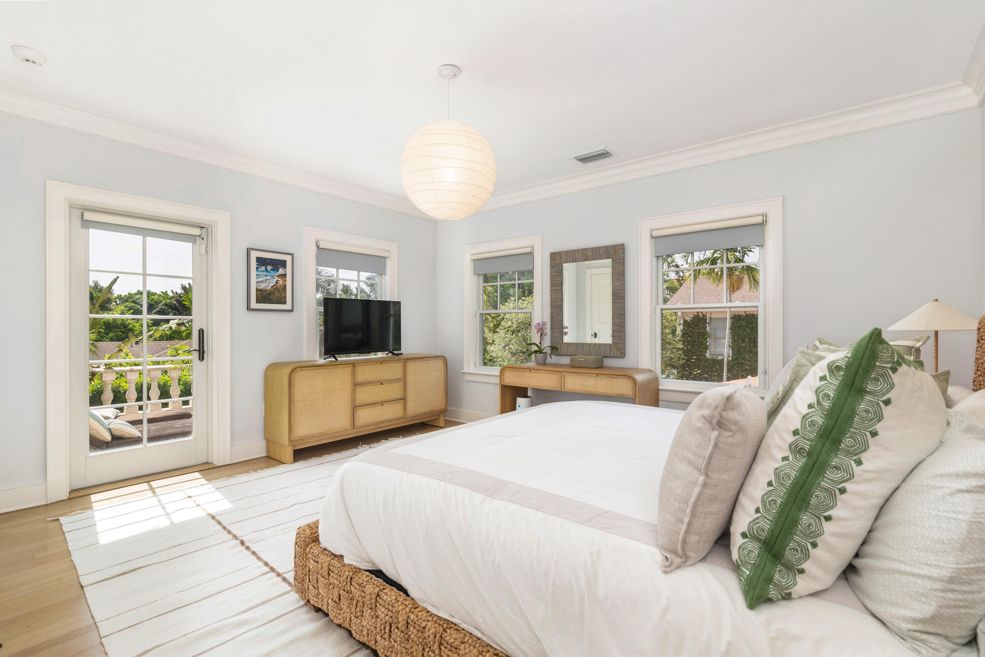 230 SUNSET, West Palm Beach FL 33401