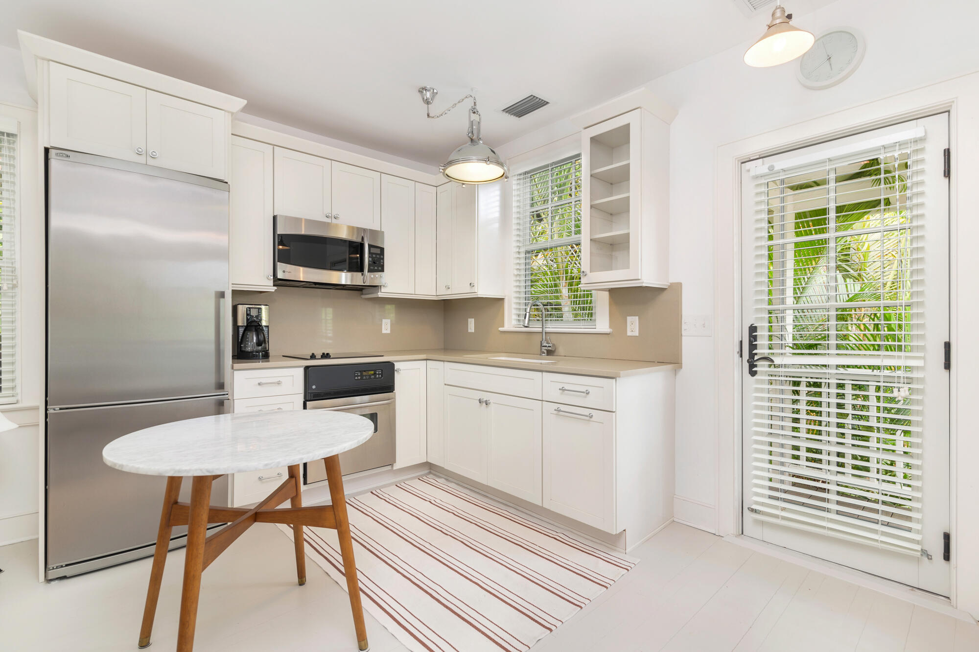 230 SUNSET, West Palm Beach FL 33401