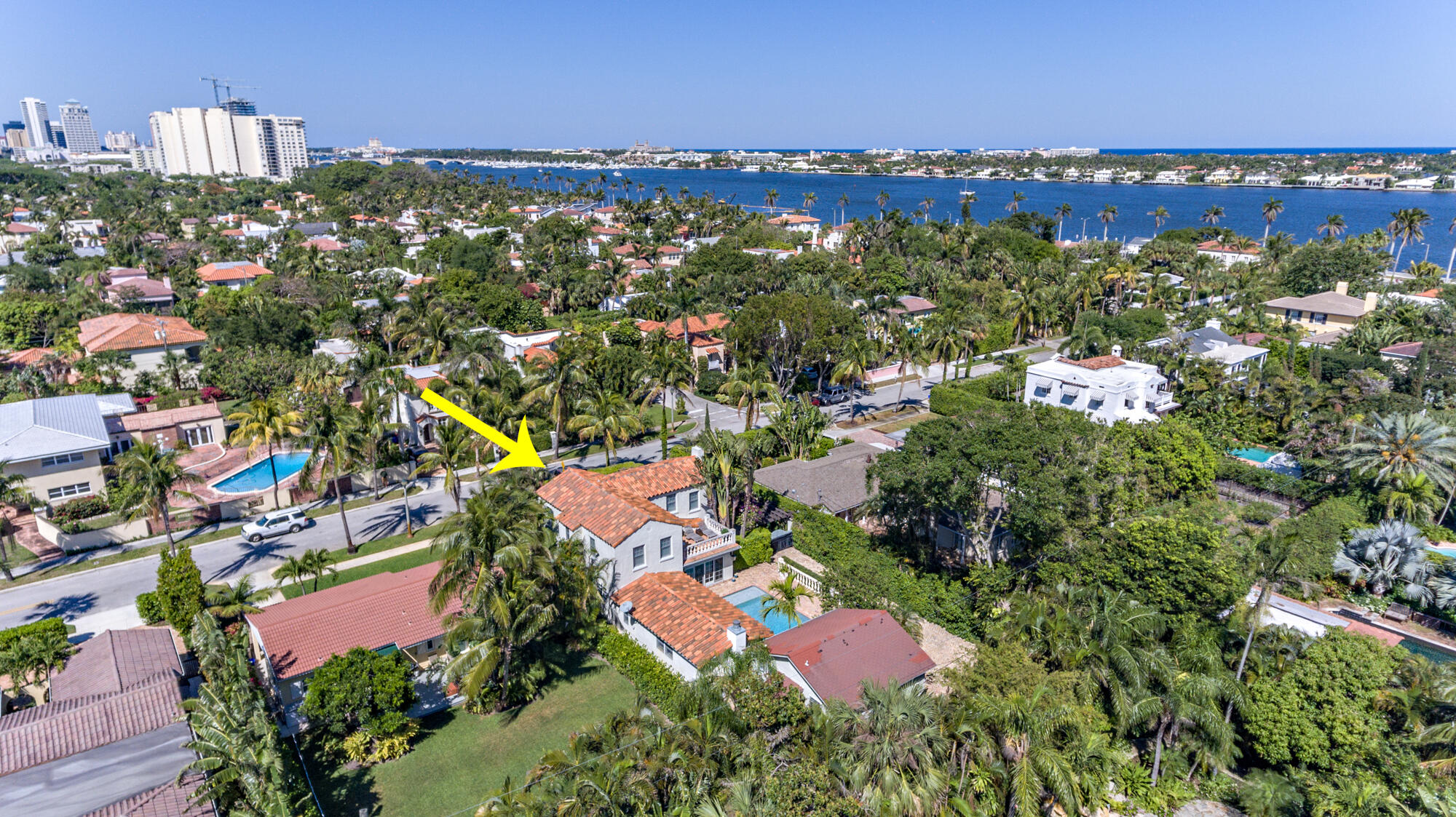 230 SUNSET, West Palm Beach FL 33401