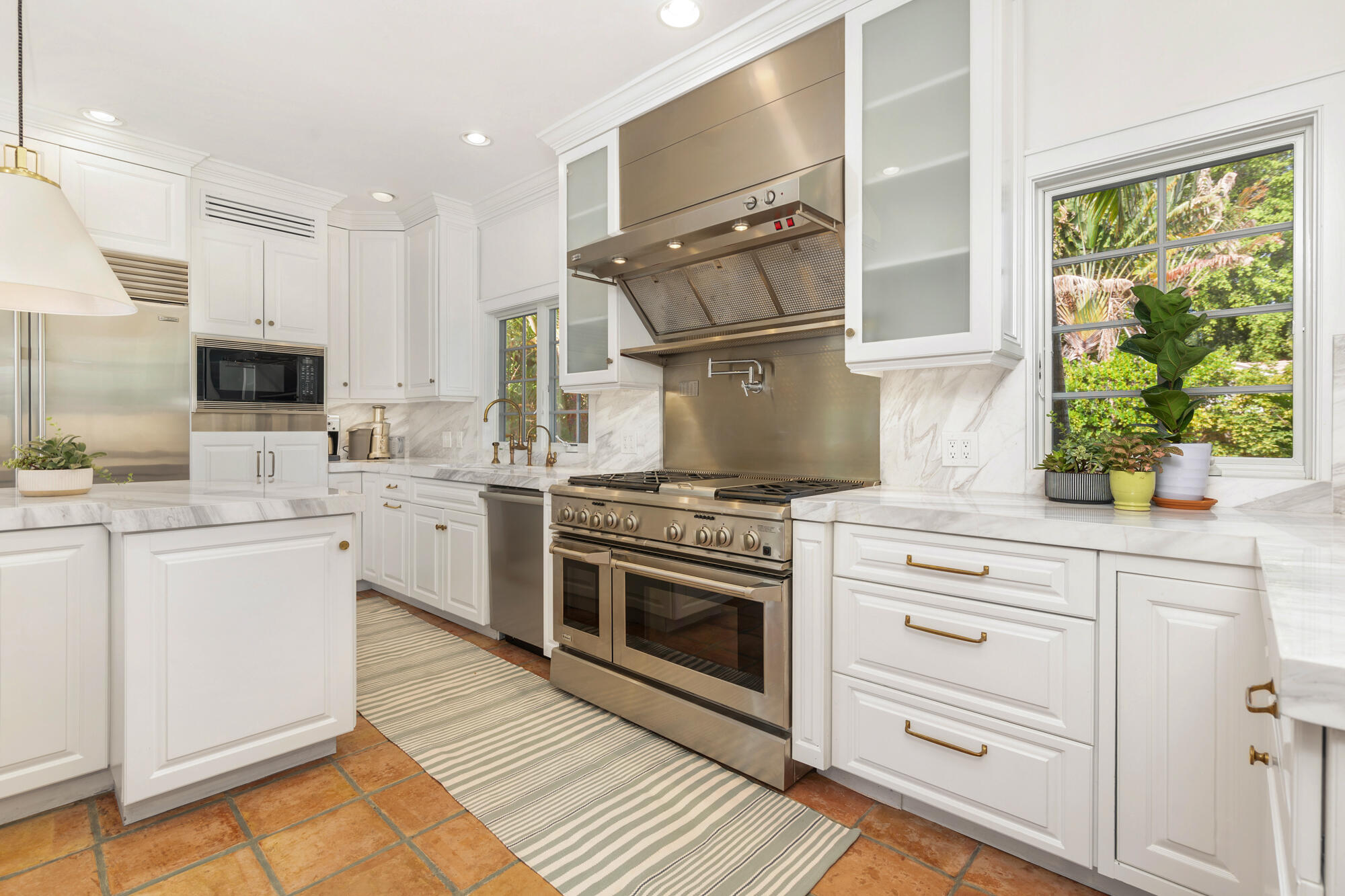 230 SUNSET, West Palm Beach FL 33401