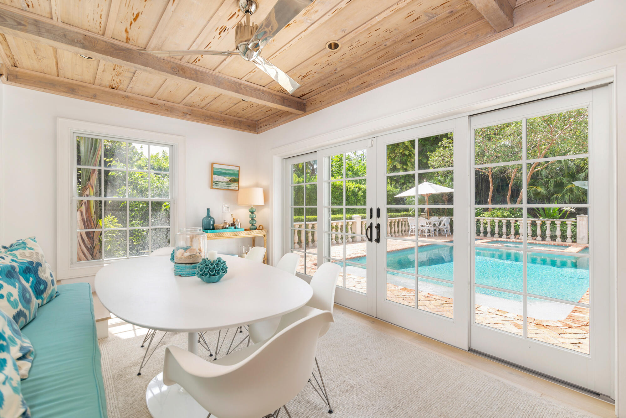 230 SUNSET, West Palm Beach FL 33401