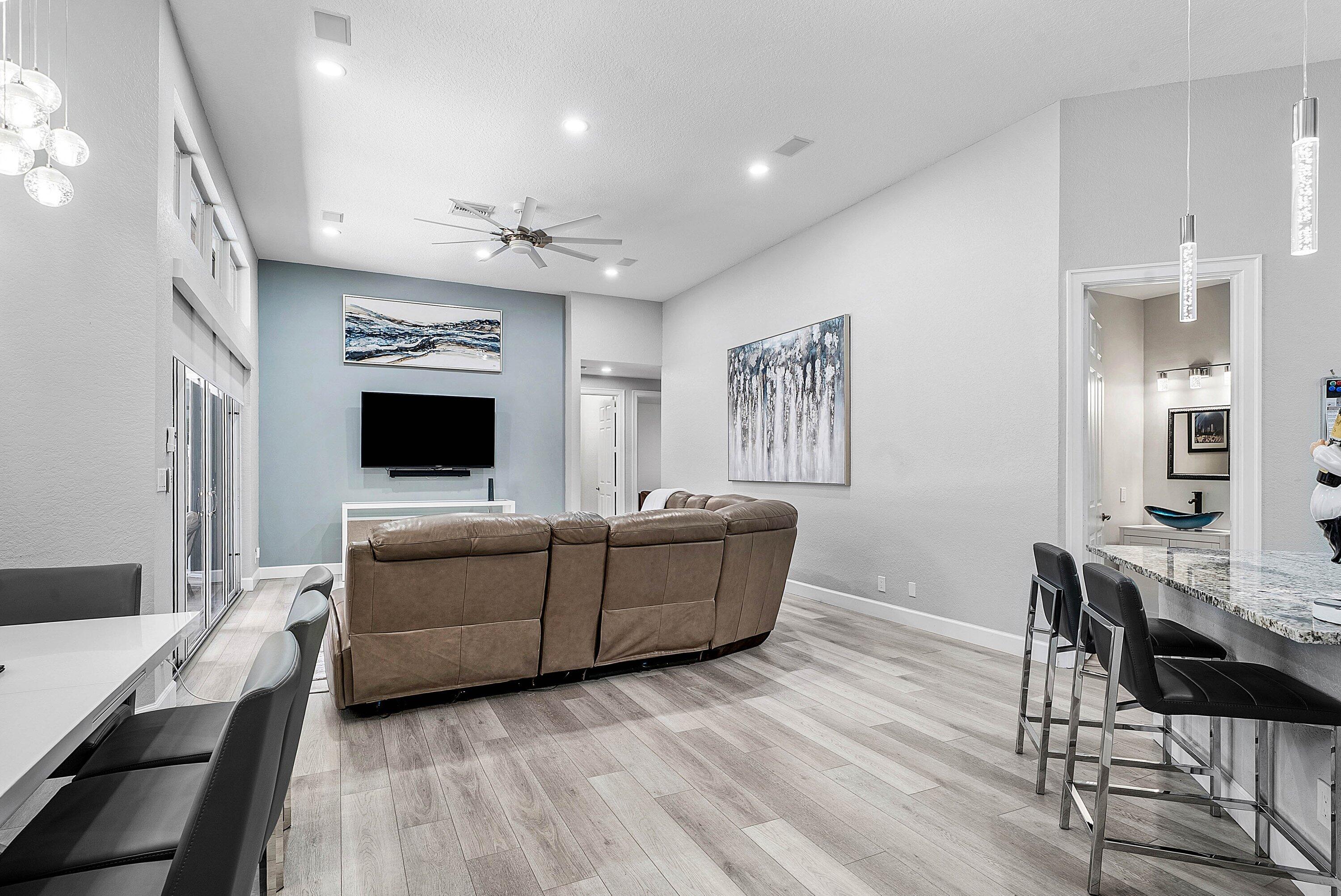 6152 NW 121ST, Coral Springs FL 33076