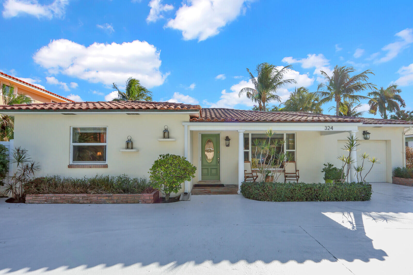 324 BLOSSOM, West Palm Beach FL 33404