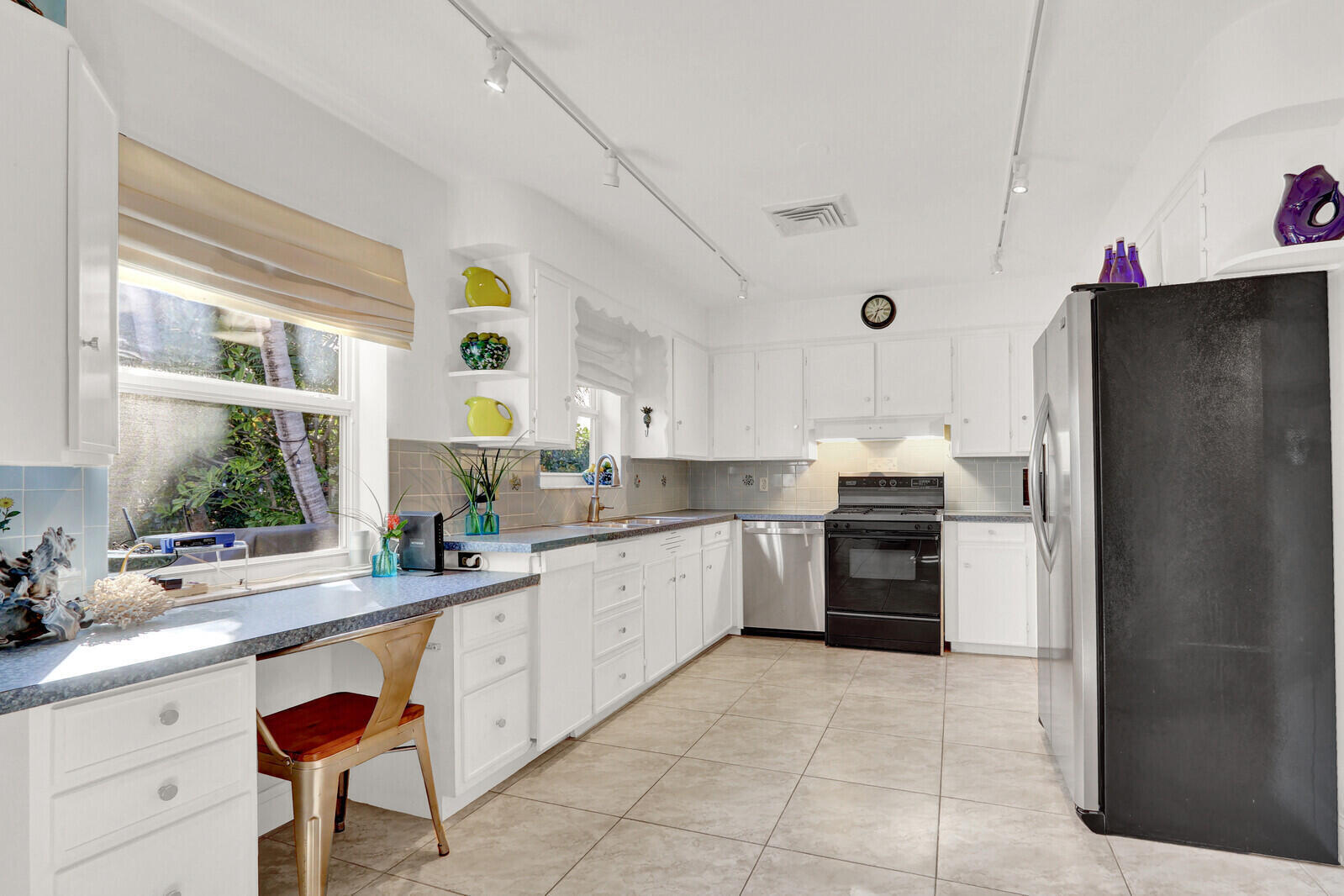 324 BLOSSOM, West Palm Beach FL 33404