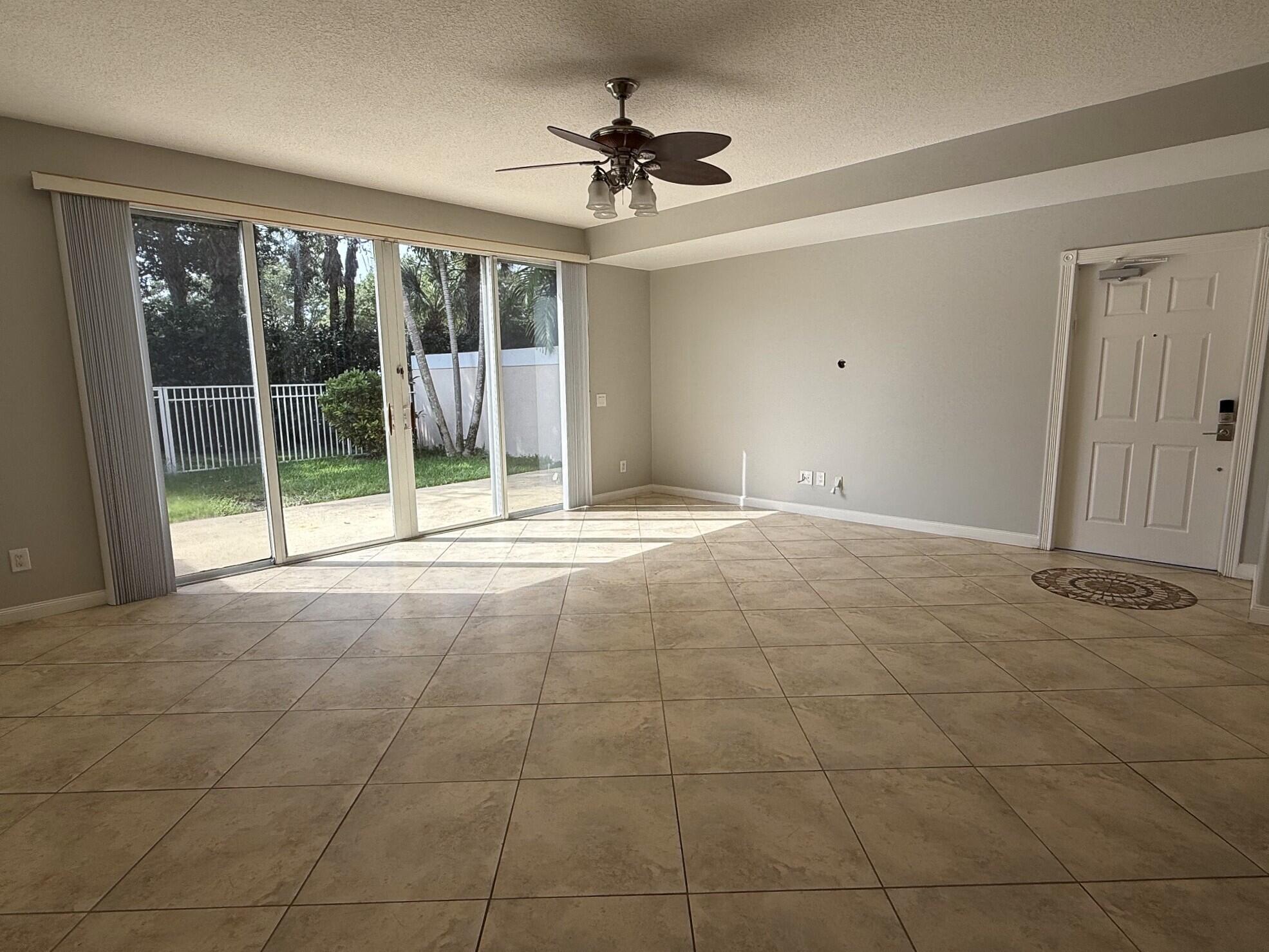 230 FORTUNA, Palm Beach Gardens FL 33410