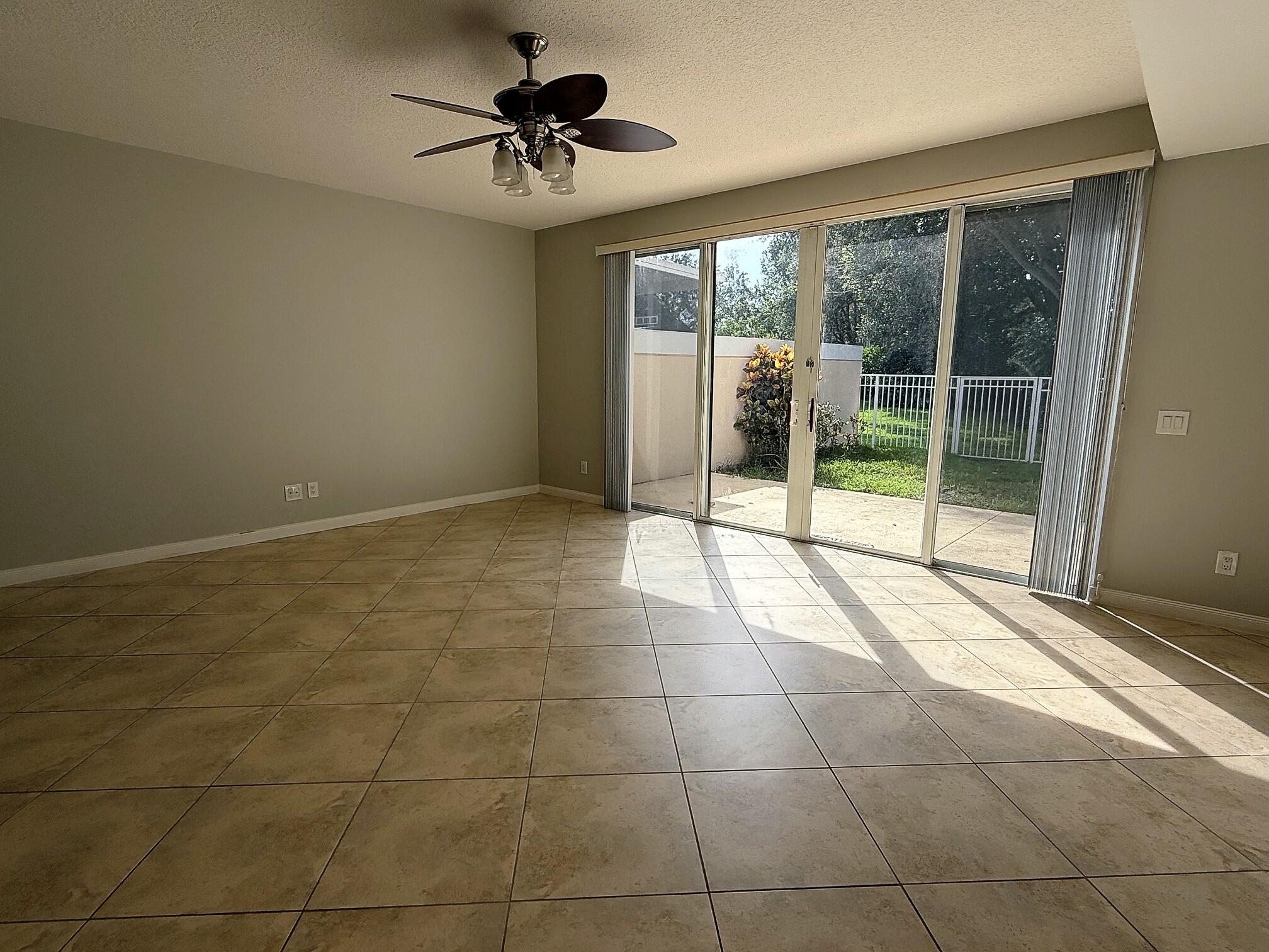 230 FORTUNA, Palm Beach Gardens FL 33410