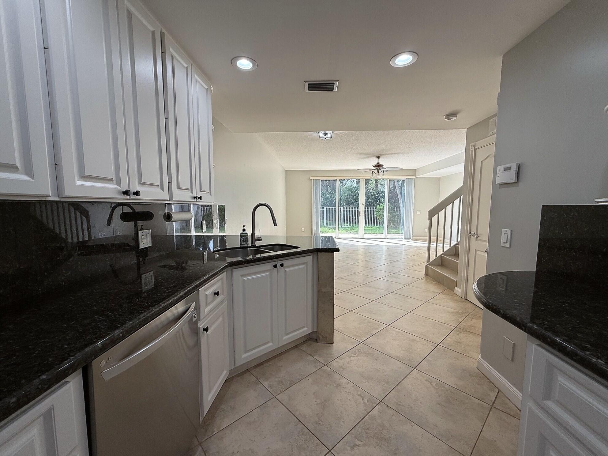 230 FORTUNA, Palm Beach Gardens FL 33410
