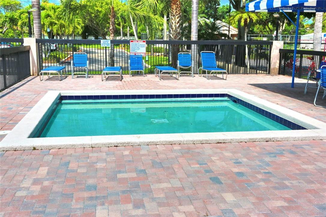 3559 COCOPLUM, Coconut Creek FL 33063