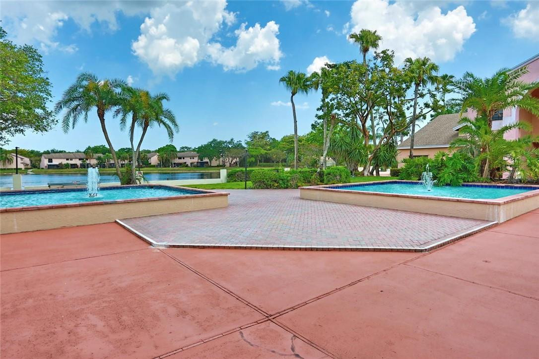 3559 COCOPLUM, Coconut Creek FL 33063