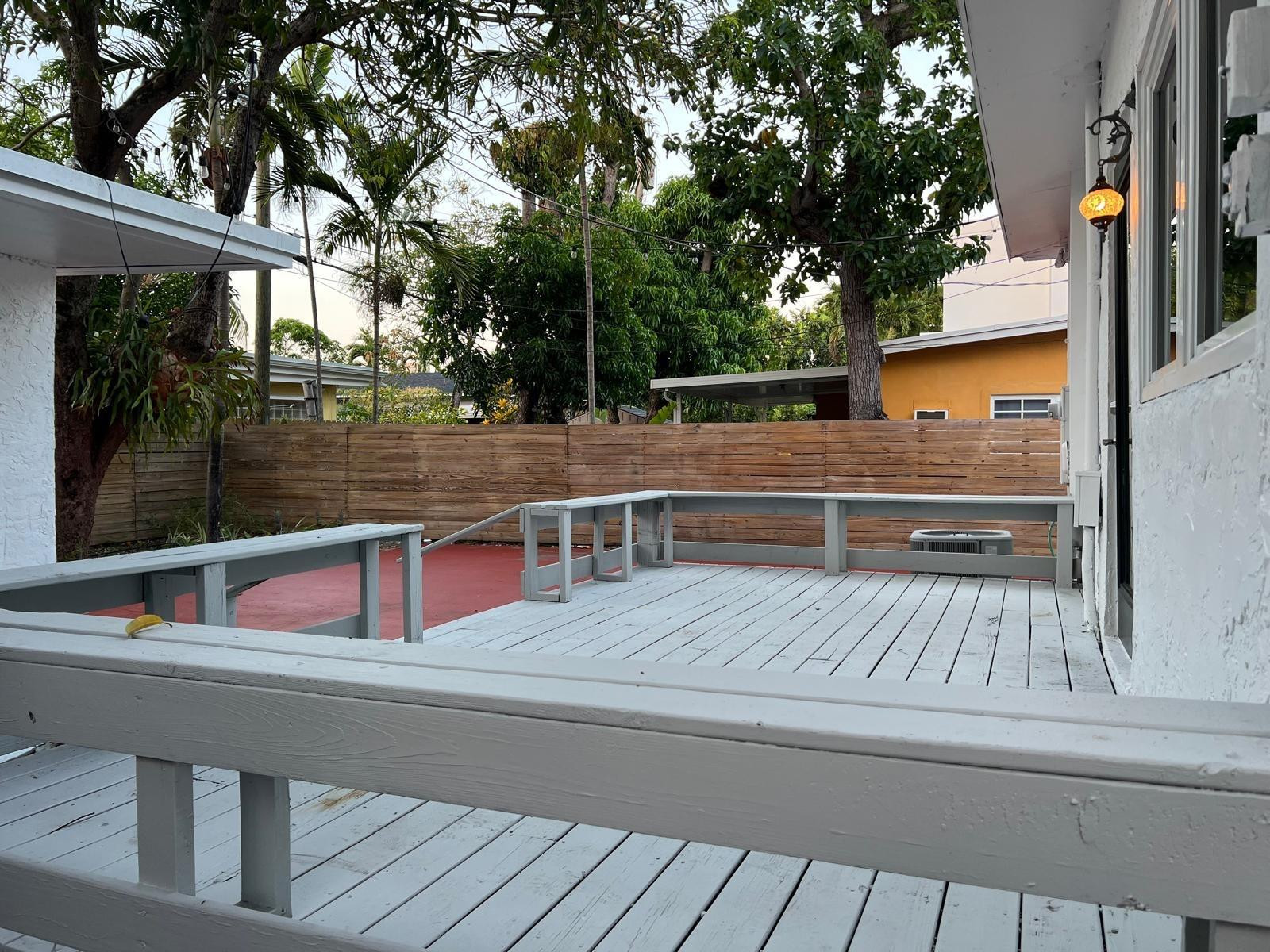 45 NE 50th, Miami FL 33137