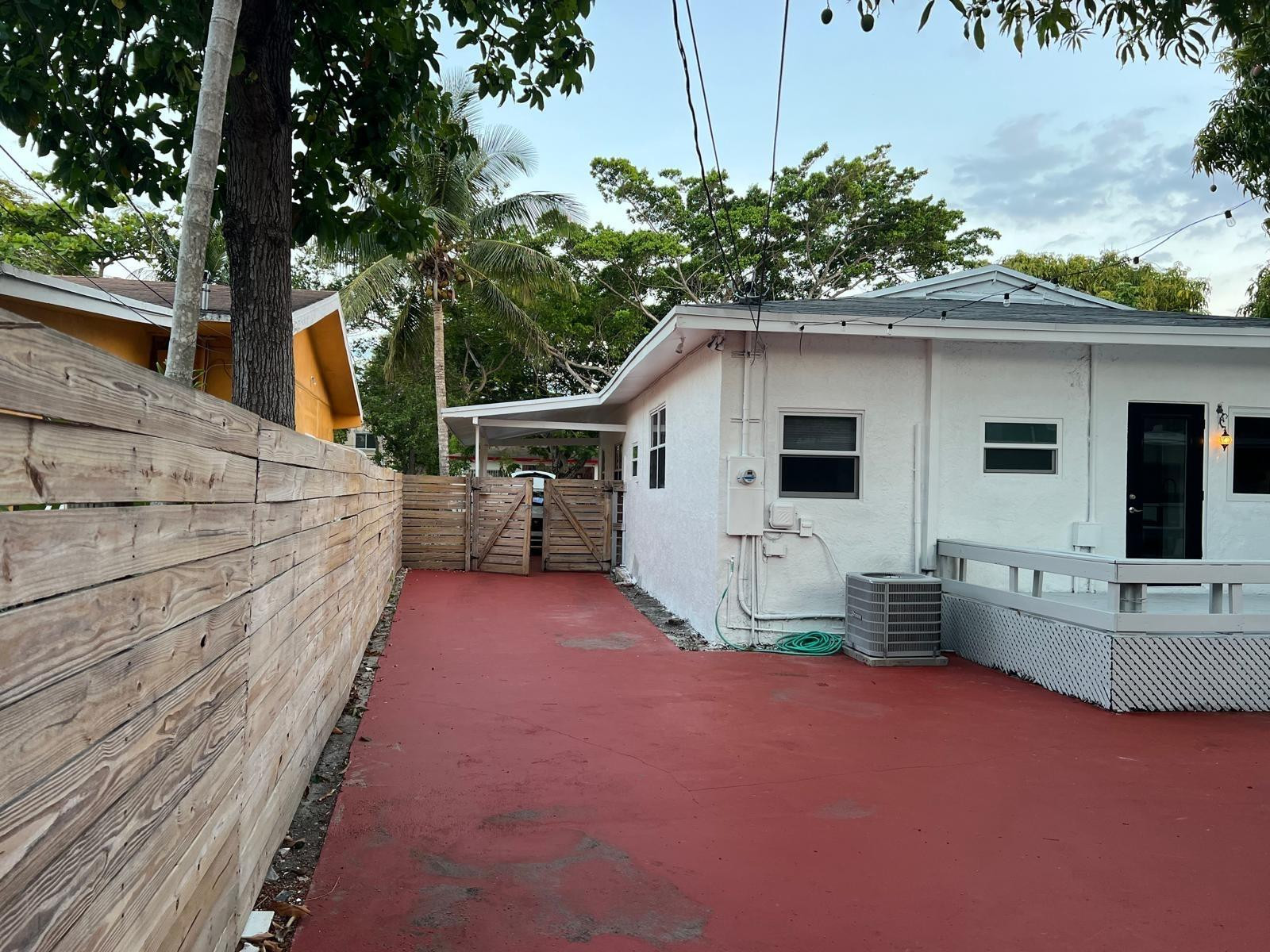 45 NE 50th, Miami FL 33137