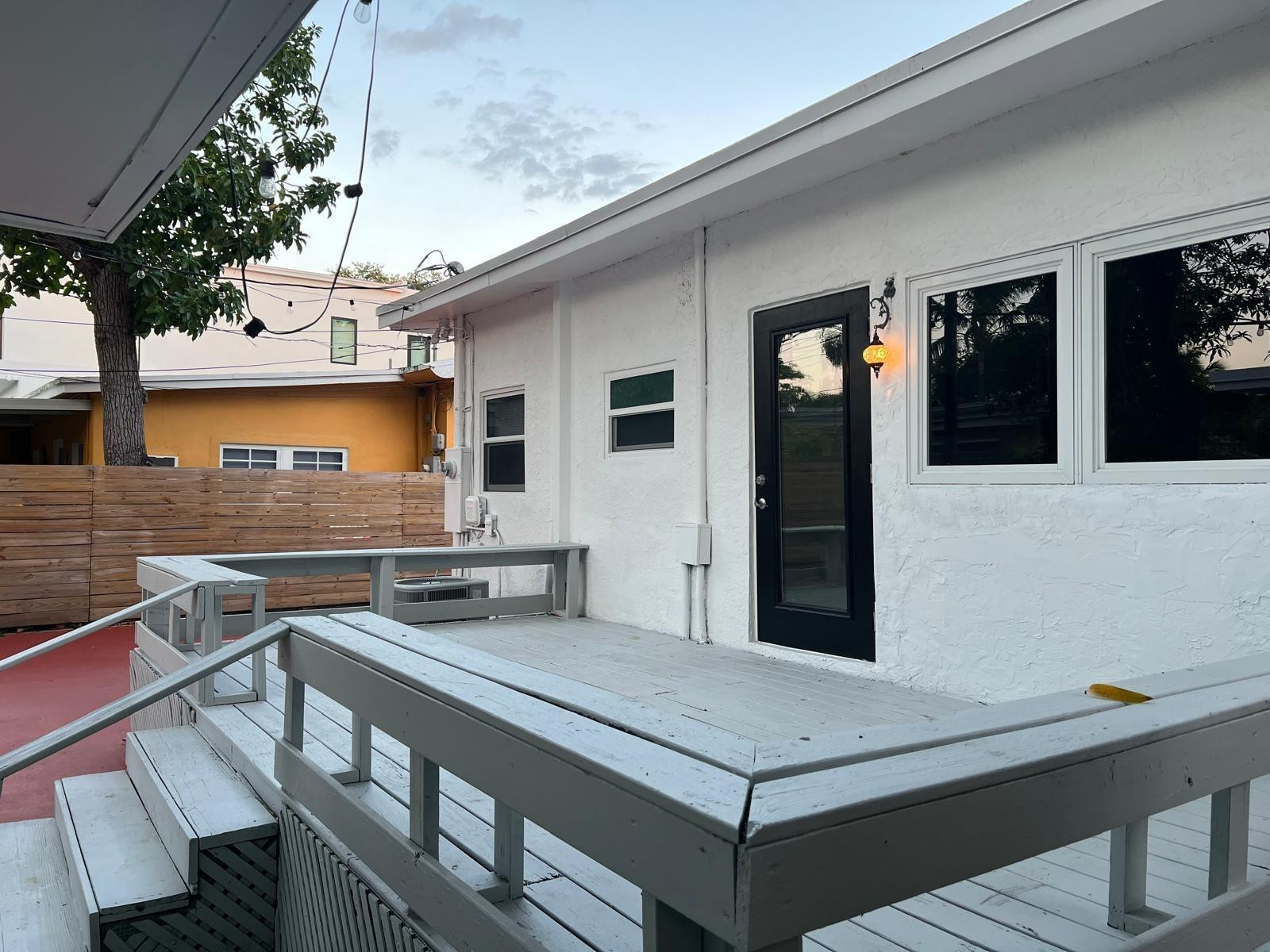 45 NE 50th, Miami FL 33137