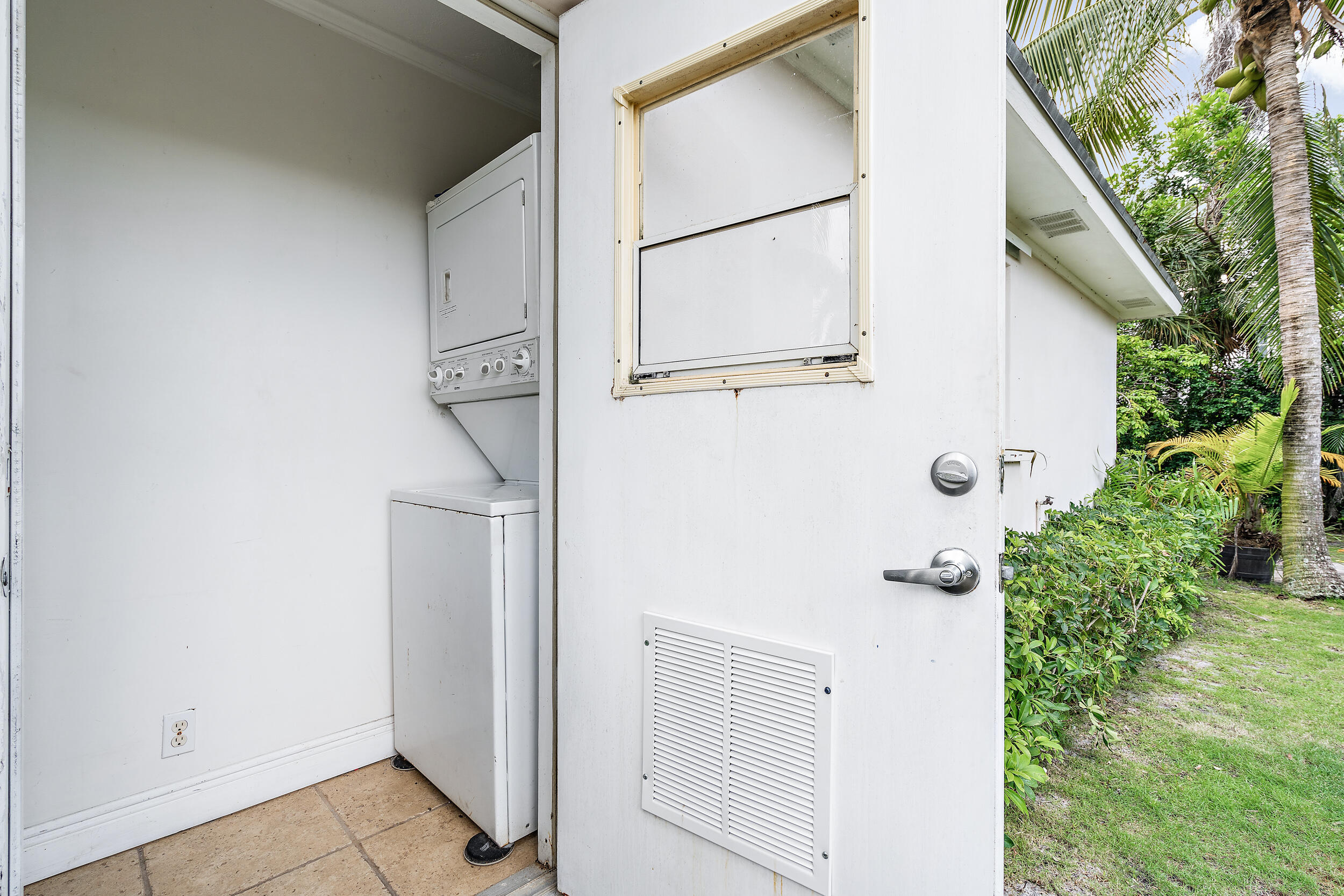 245 Cortez, West Palm Beach FL 33405